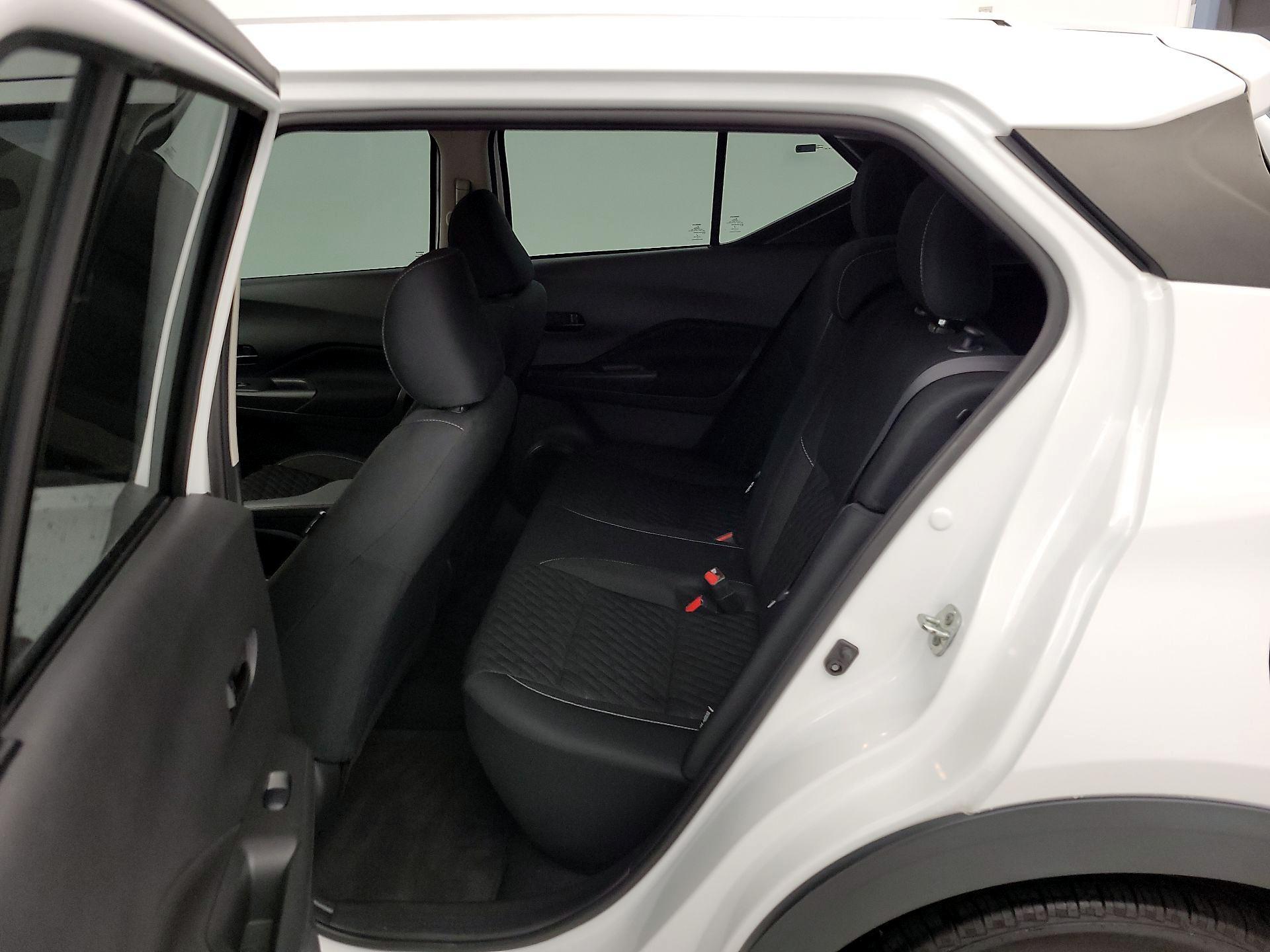 Thumbnail: 2021 Nissan Kicks - 19