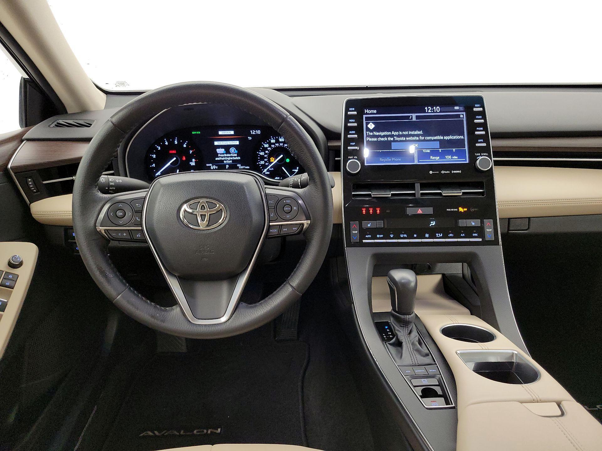 Thumbnail: 2021 Toyota Avalon - 10