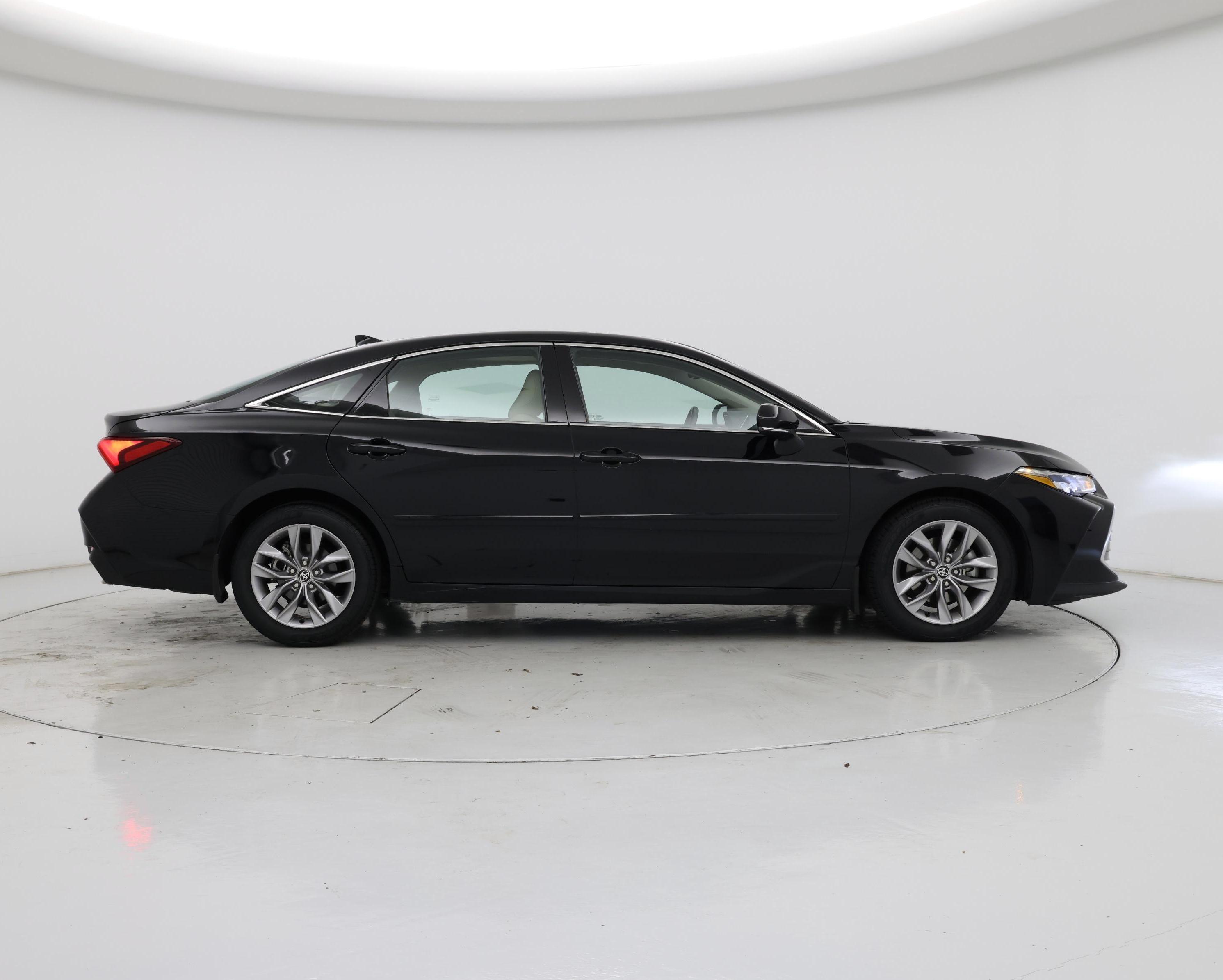 Thumbnail: 2021 Toyota Avalon - 7