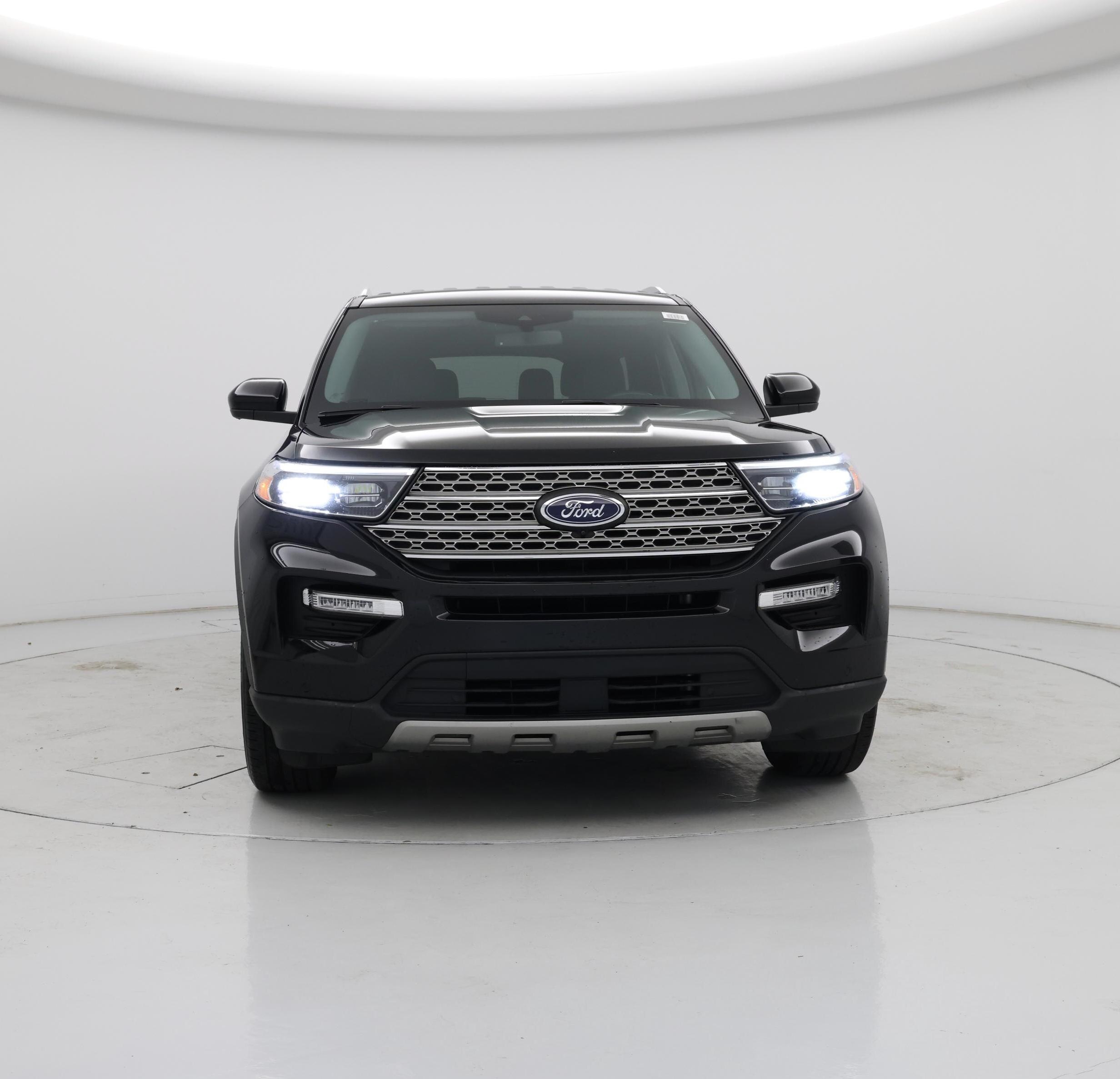 Thumbnail: 2023 Ford Explorer - 5
