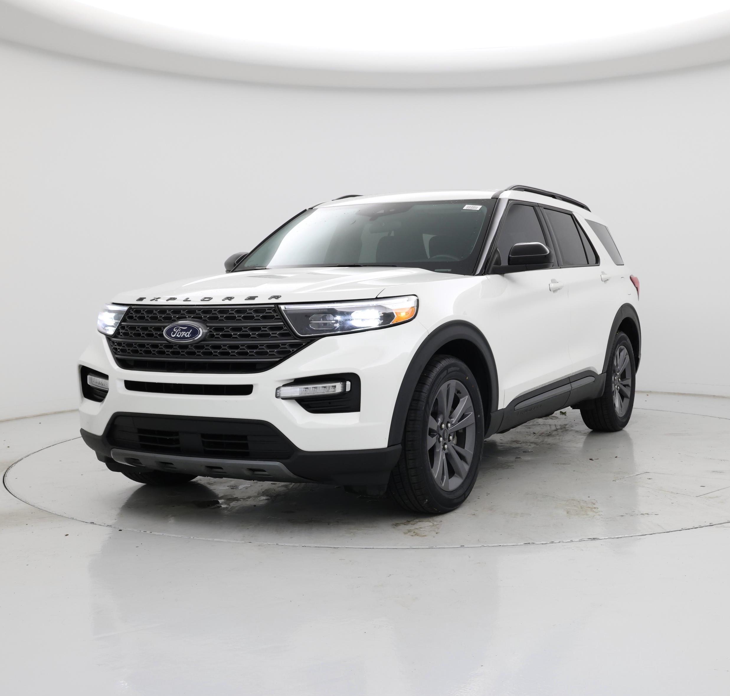 Thumbnail: 2023 Ford Explorer - 4