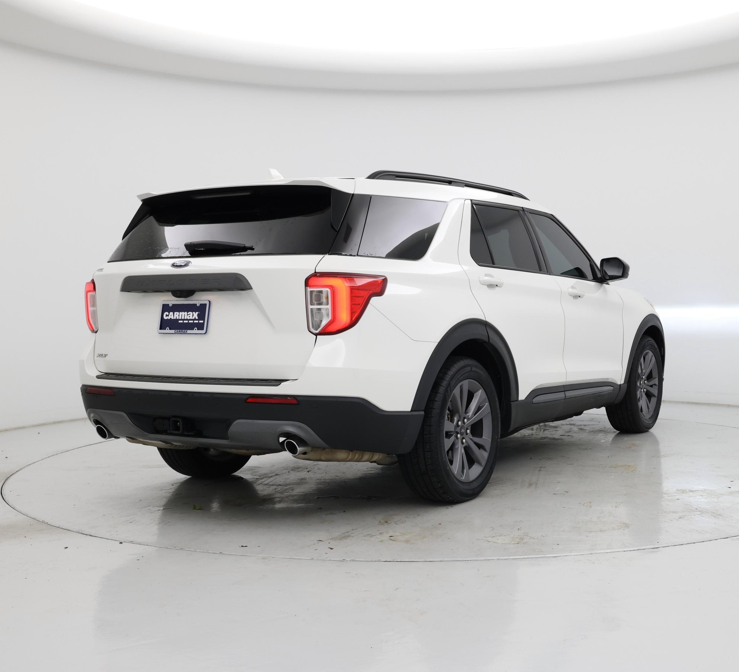 Thumbnail: 2023 Ford Explorer - 8