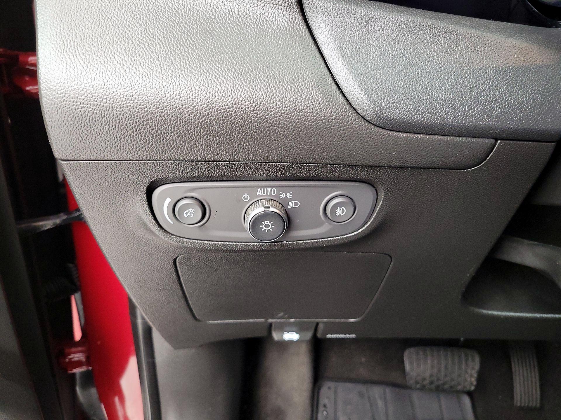 Thumbnail: 2021 Buick Encore GX - 13