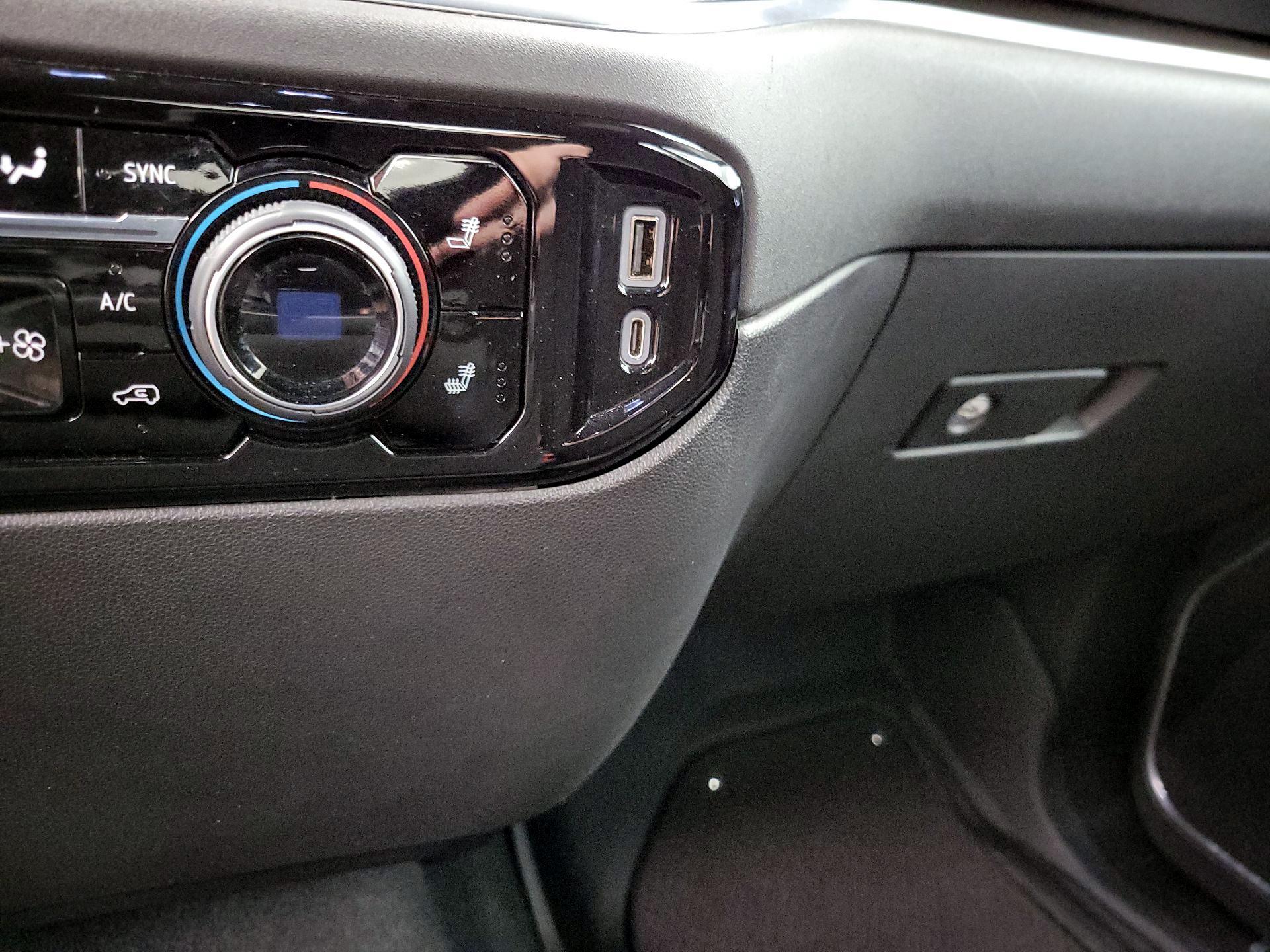 Thumbnail: 2022 Chevrolet Silverado 1500 - 19