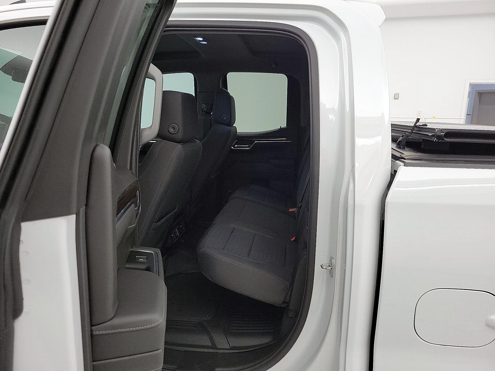 Thumbnail: 2022 Chevrolet Silverado 1500 - 20