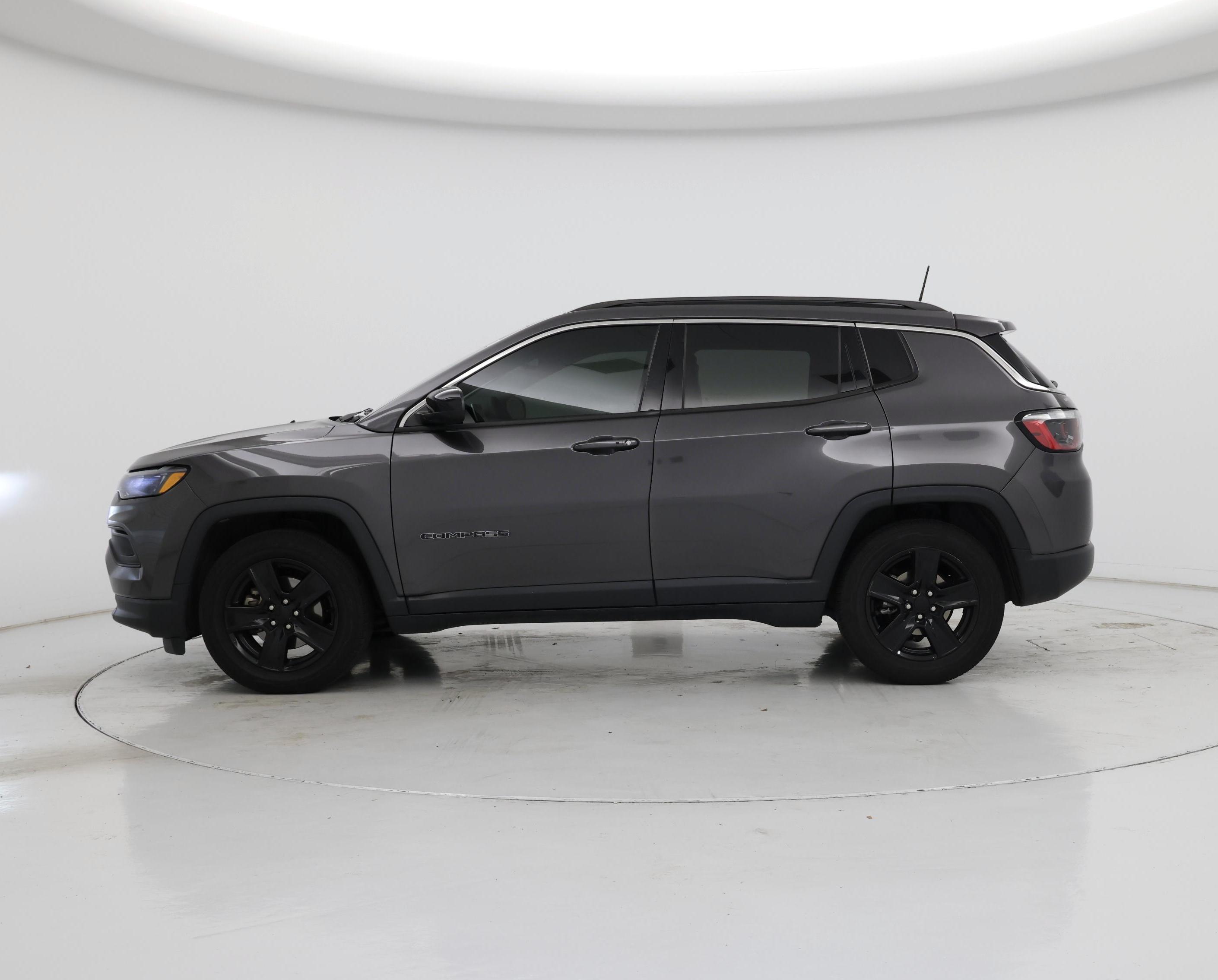 Thumbnail: 2022 Jeep Compass - 3