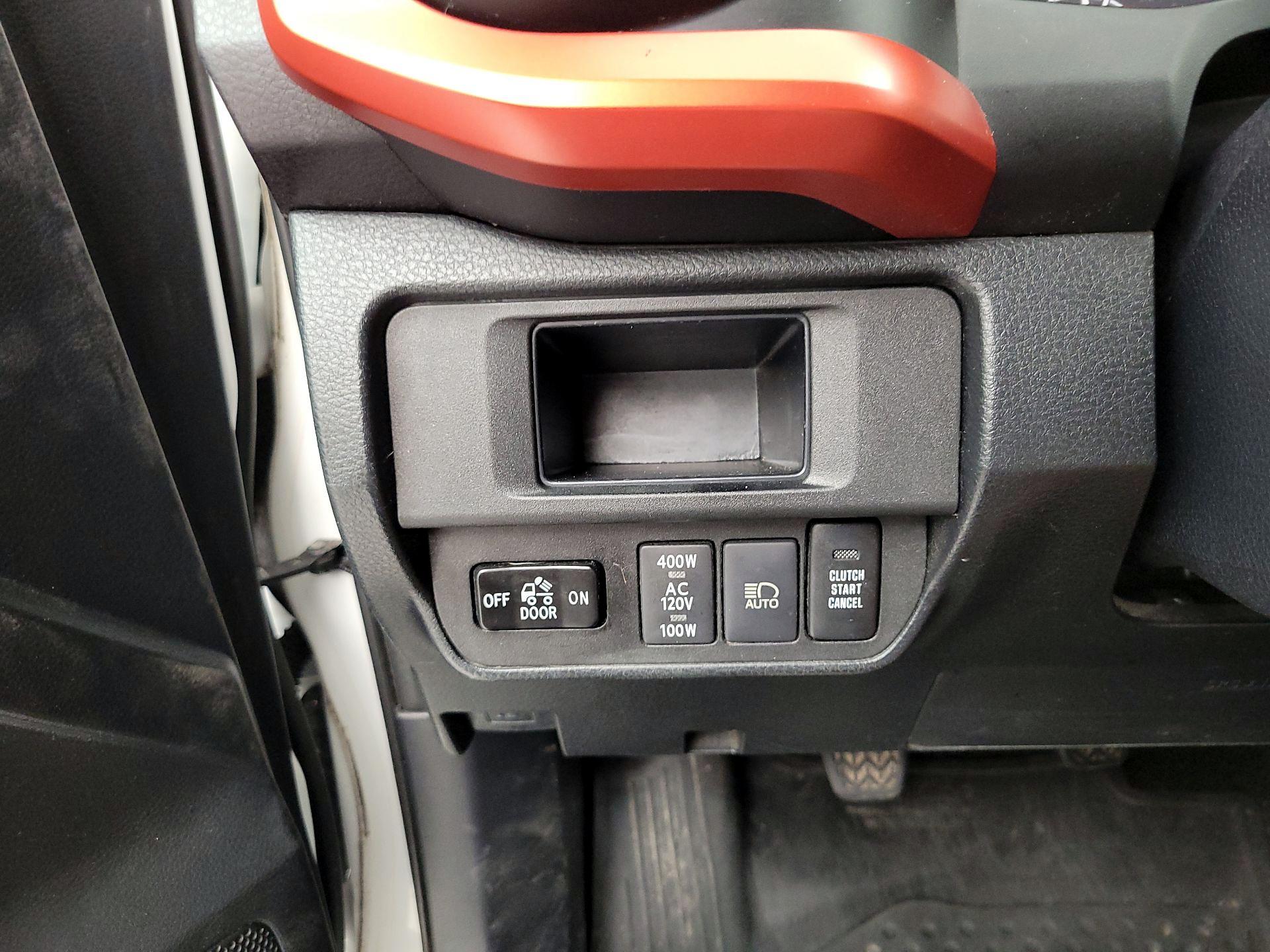 Thumbnail: 2019 Toyota Tacoma - 13