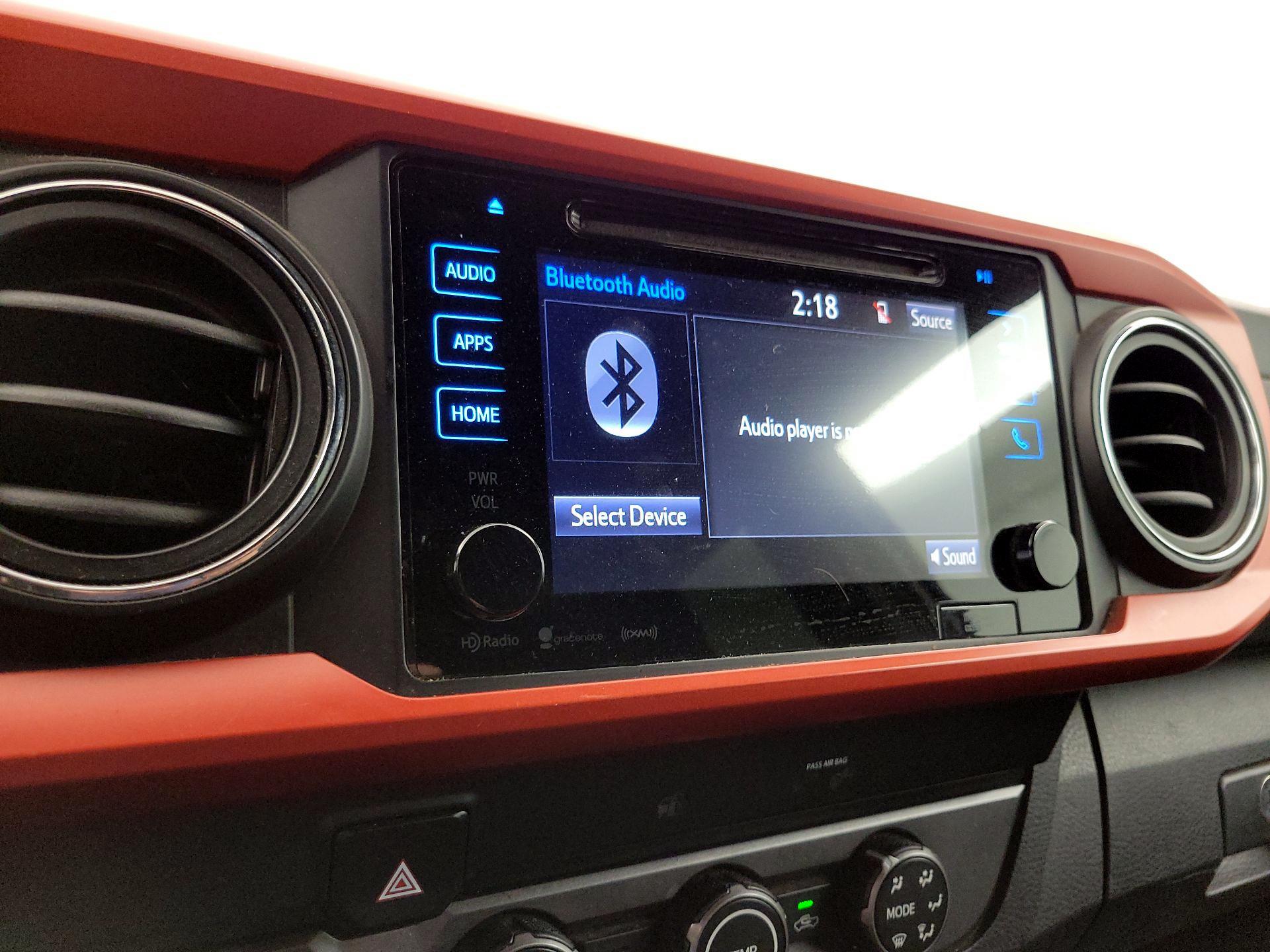 Thumbnail: 2019 Toyota Tacoma - 16