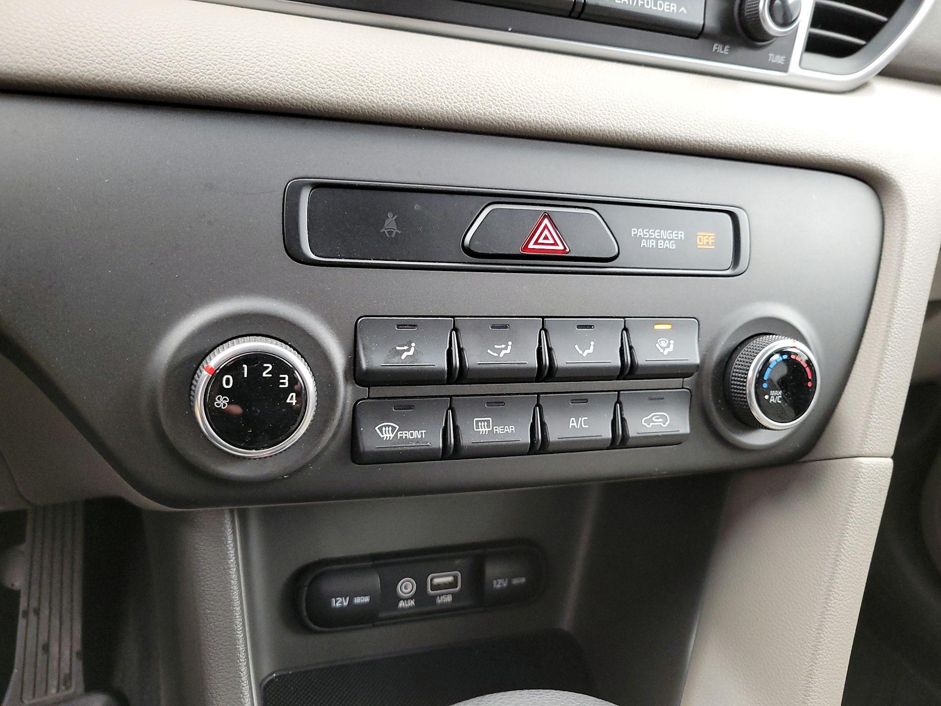 Thumbnail: 2019 Kia Sportage - 16