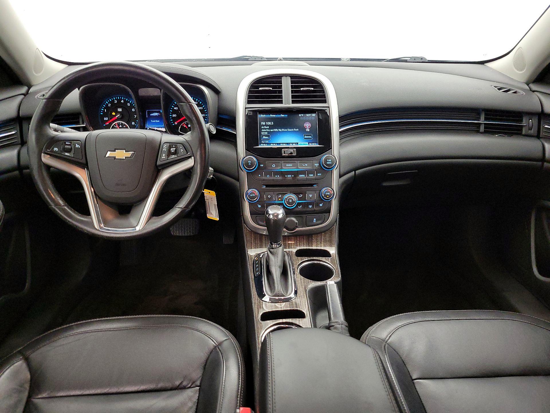 Thumbnail: 2015 Chevrolet Malibu - 9