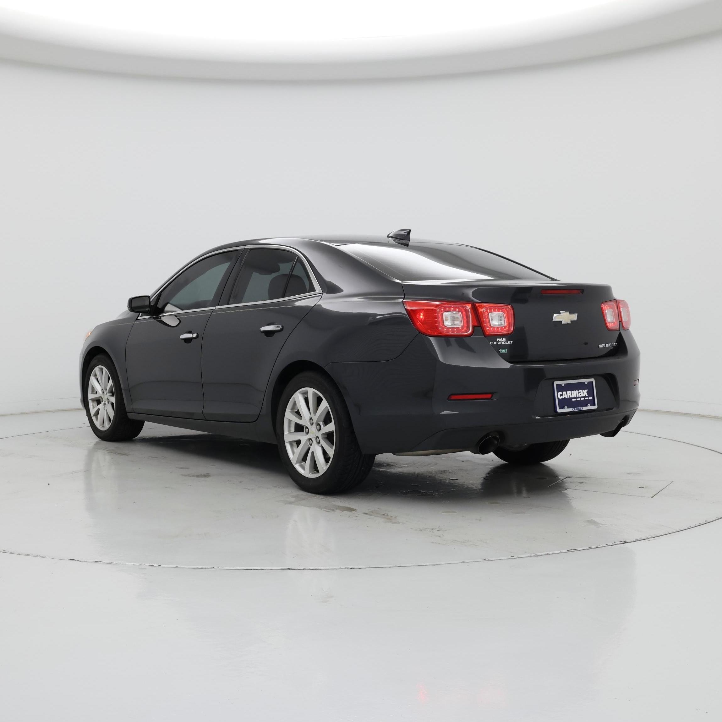 Thumbnail: 2015 Chevrolet Malibu - 2
