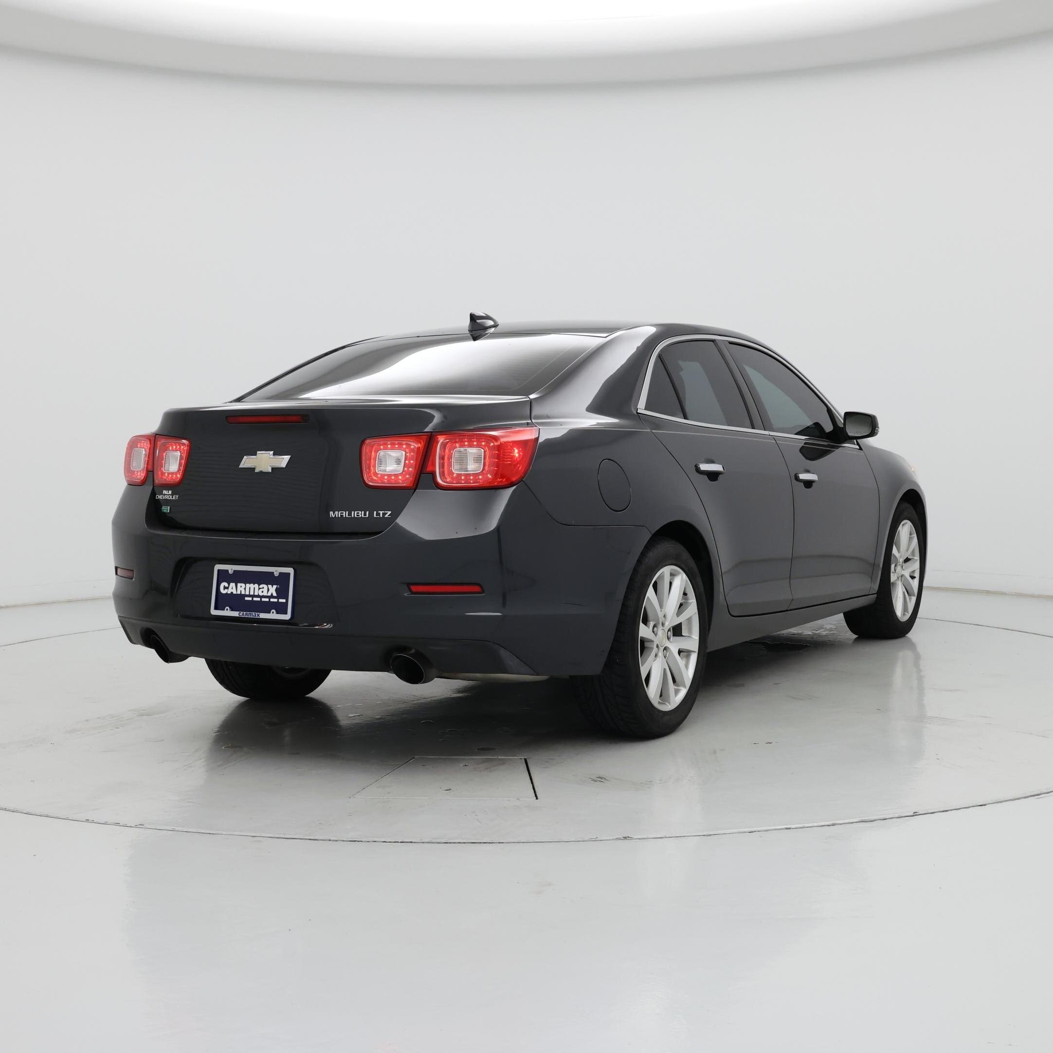 Thumbnail: 2015 Chevrolet Malibu - 8