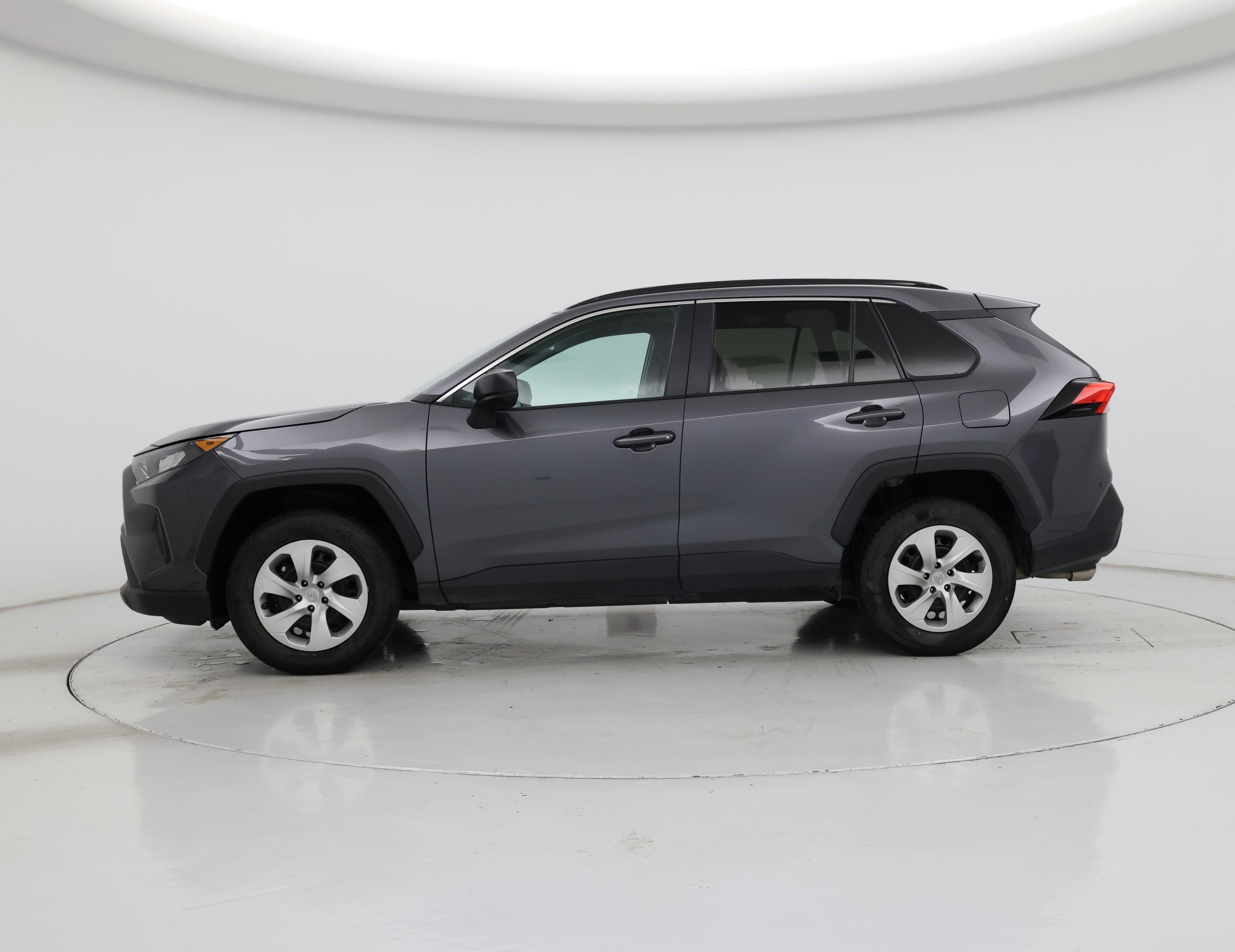 Thumbnail: 2021 Toyota RAV4 - 3