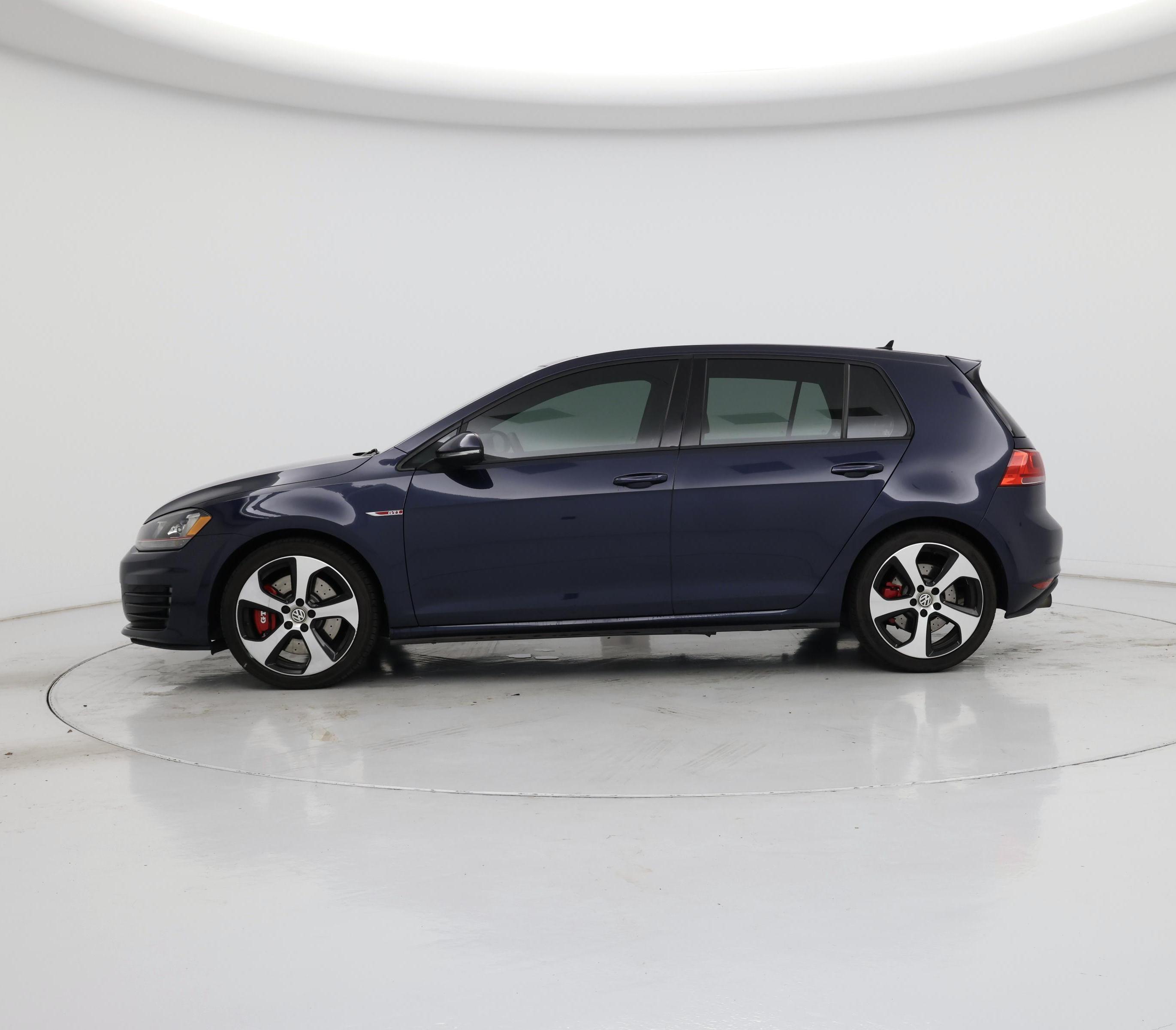 Thumbnail: 2016 Volkswagen Golf - 3