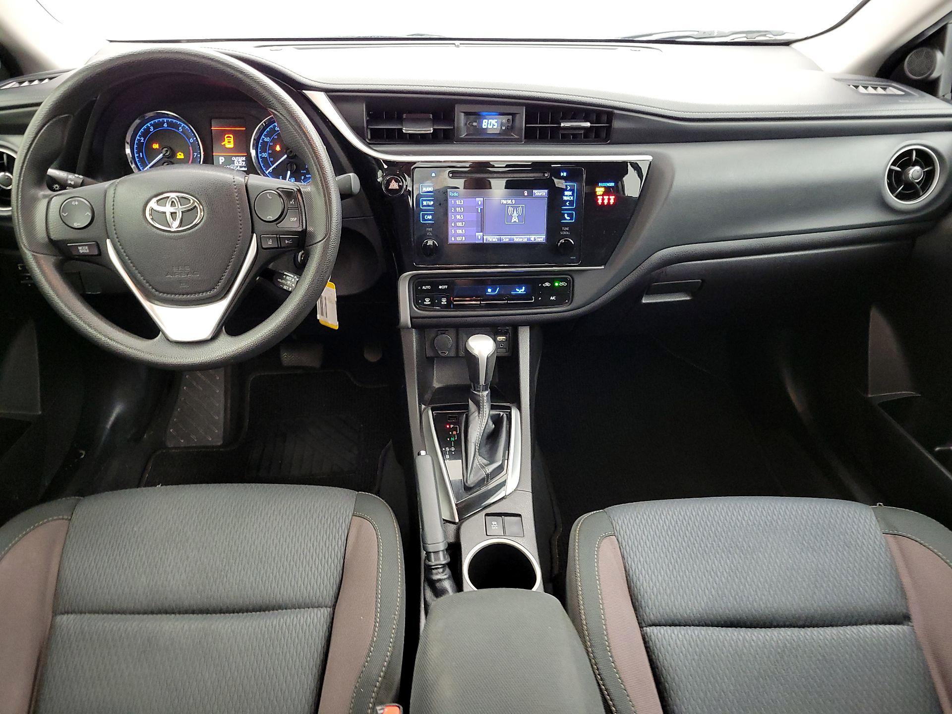 Thumbnail: 2018 Toyota Corolla - 9