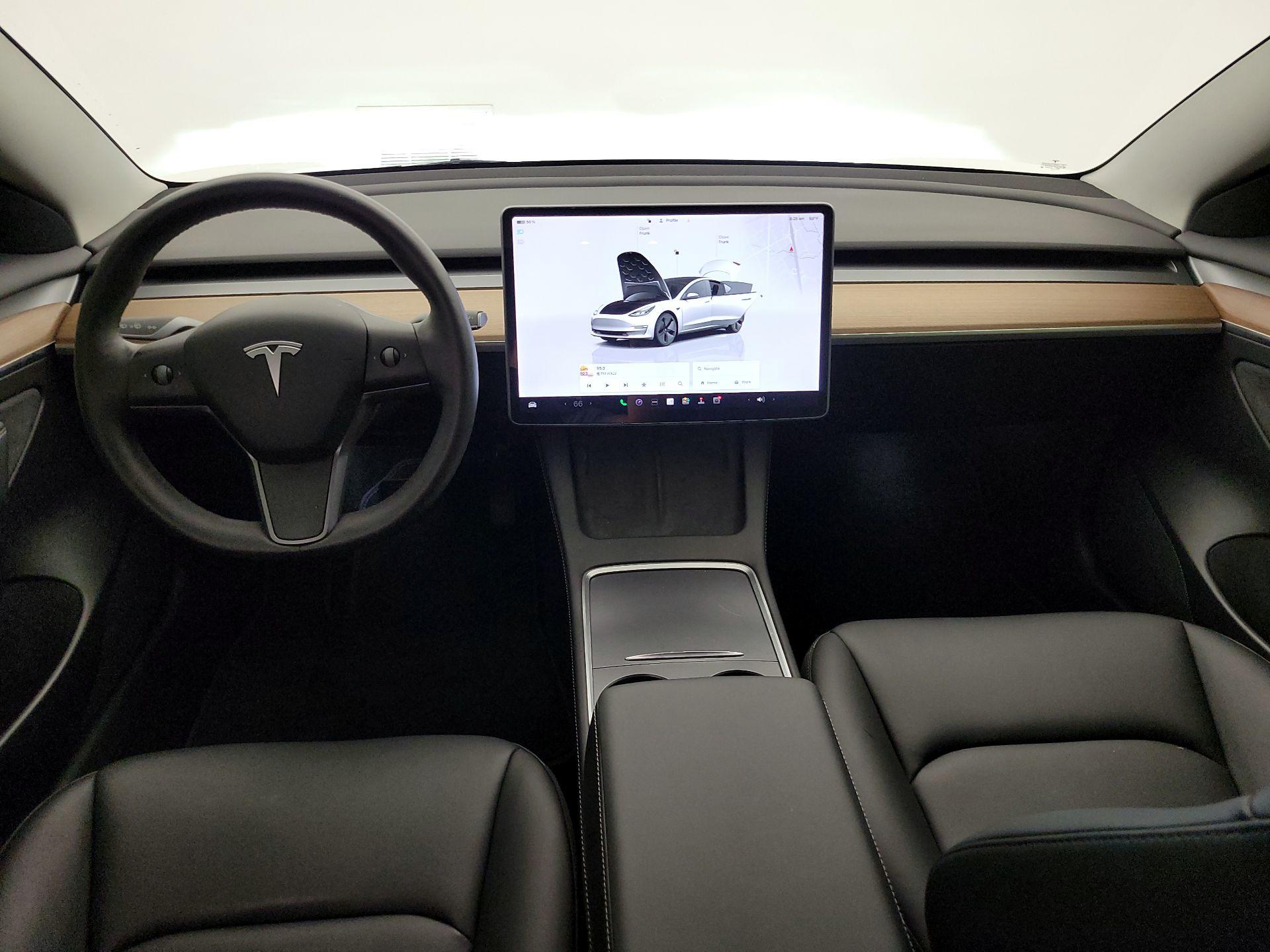 Thumbnail: 2022 Tesla Model 3 - 9