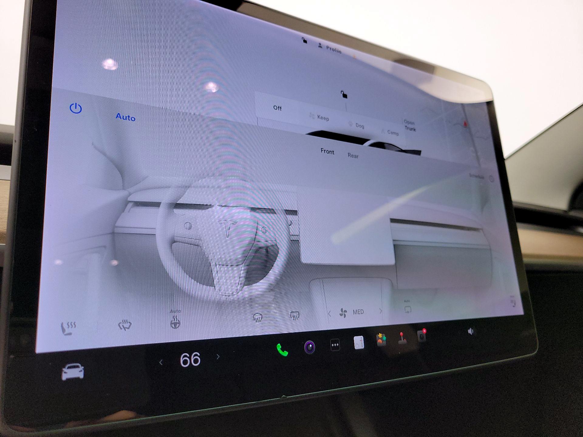 Thumbnail: 2022 Tesla Model 3 - 16