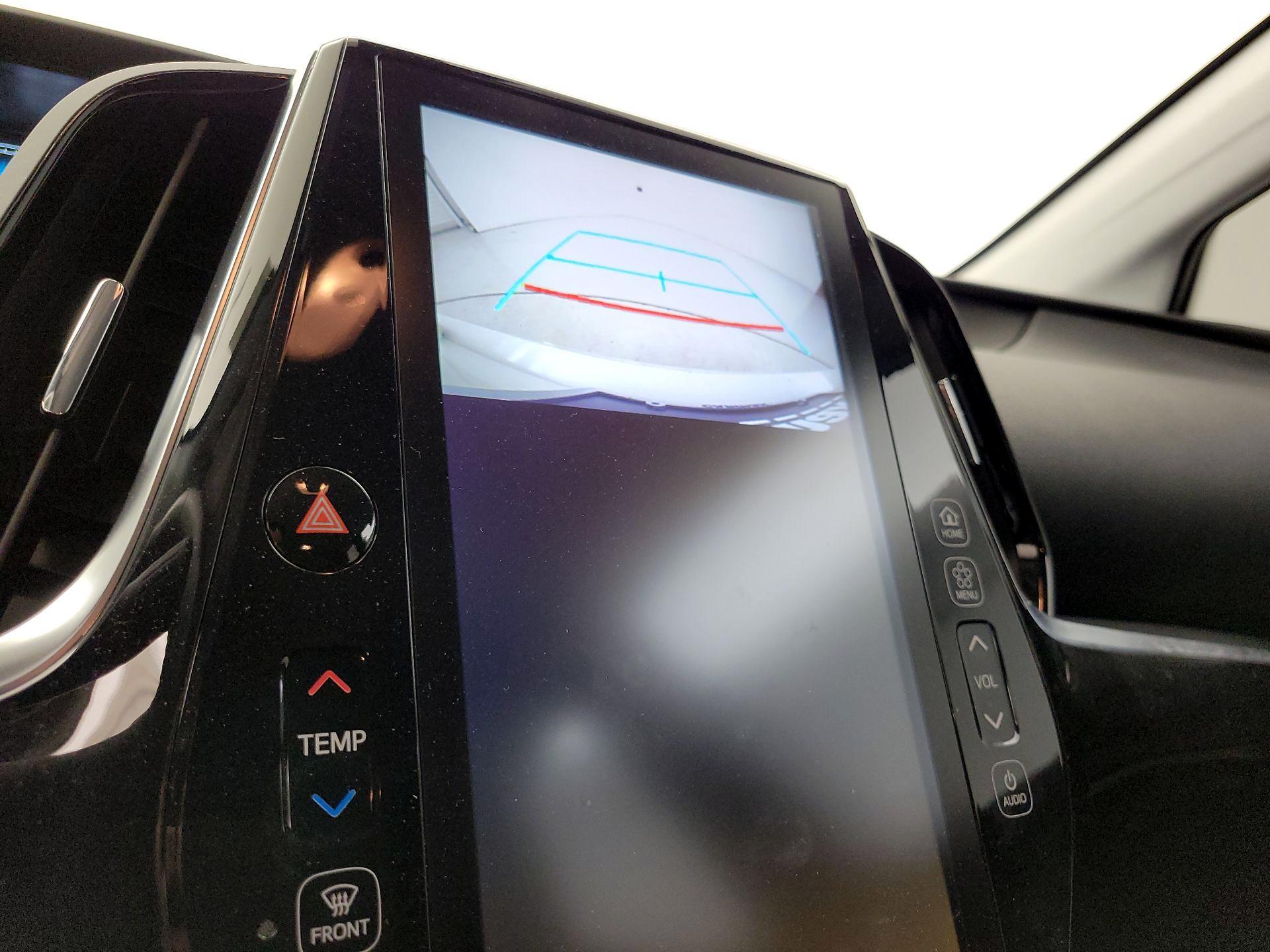 Thumbnail: 2020 Toyota Prius Prime - 15