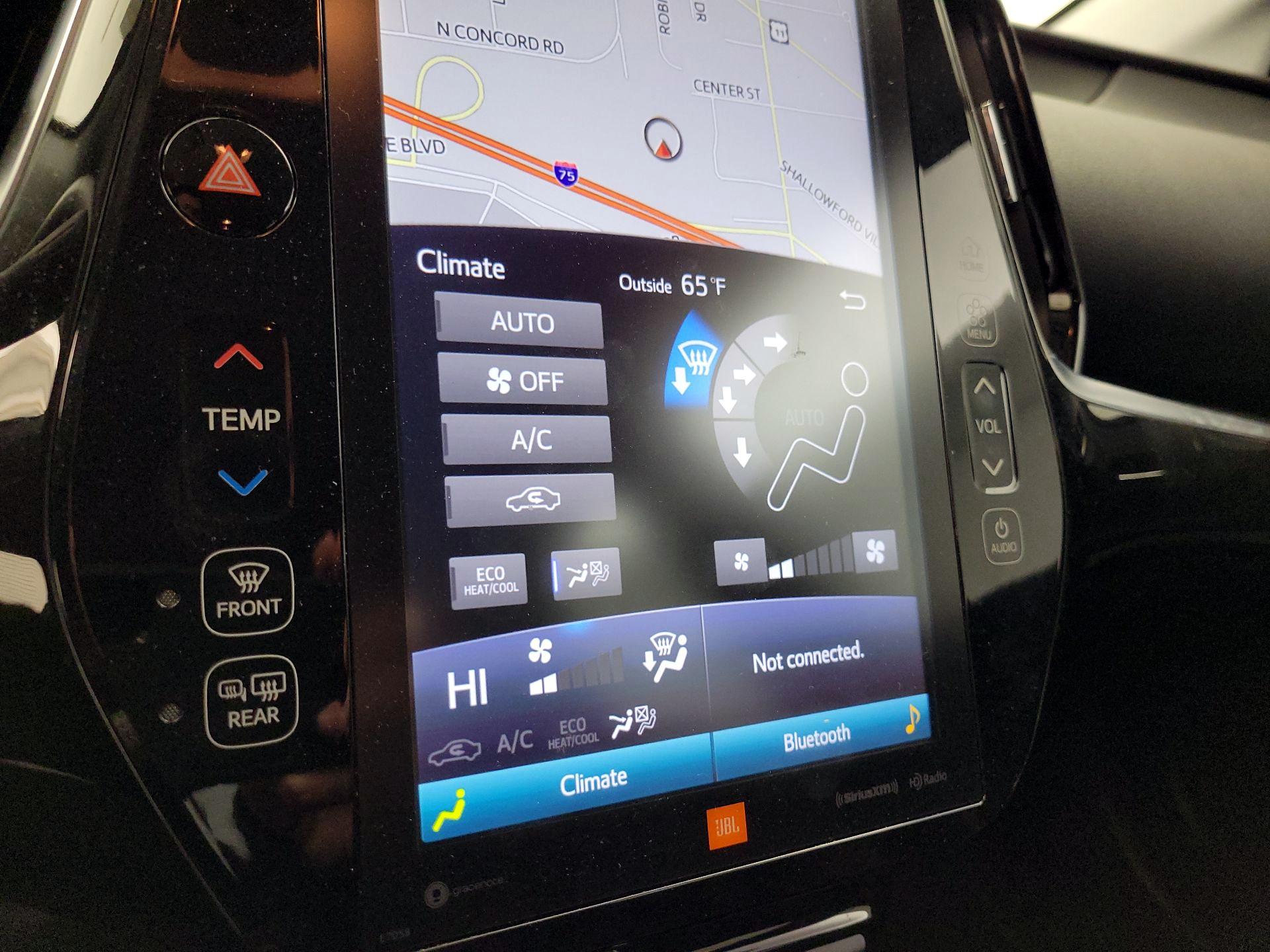 Thumbnail: 2020 Toyota Prius Prime - 17