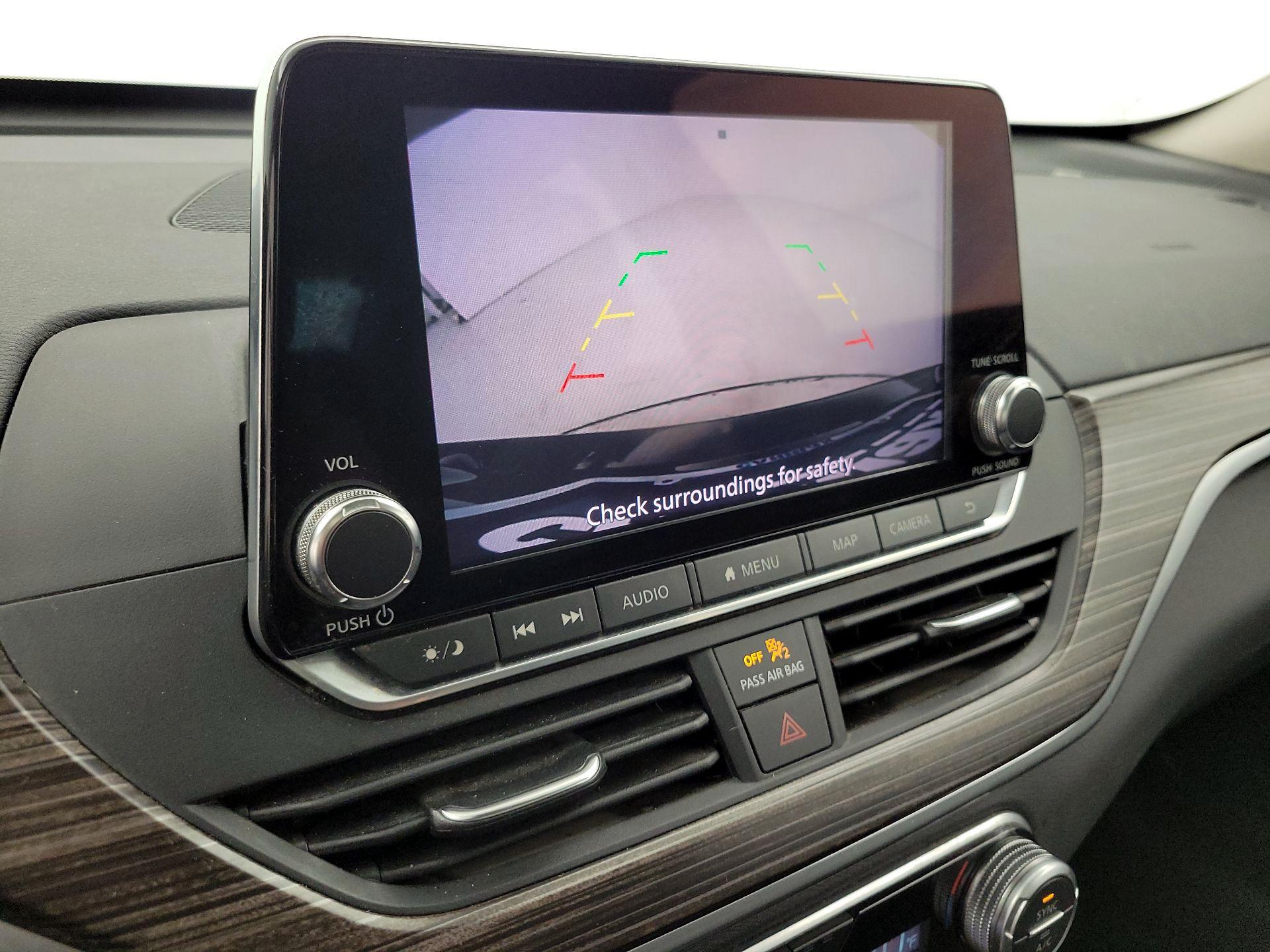 Thumbnail: 2019 Nissan Altima - 15