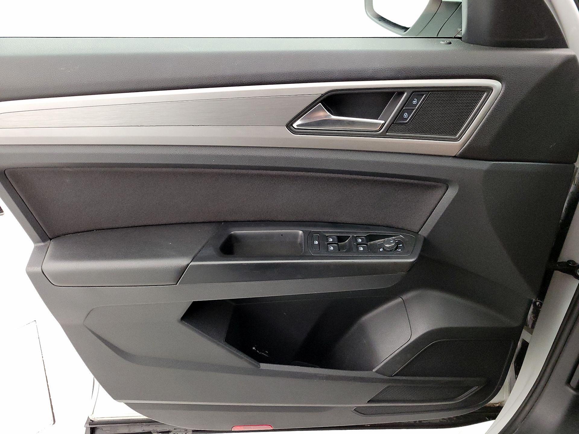 Thumbnail: 2020 Volkswagen Atlas - 12