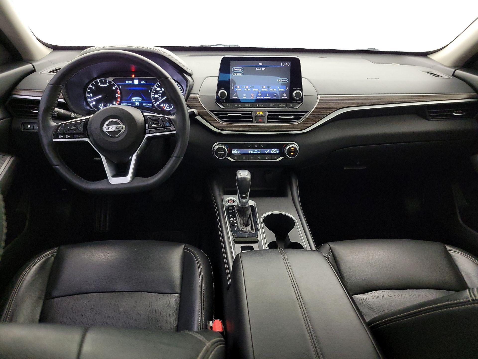 Thumbnail: 2019 Nissan Altima - 9