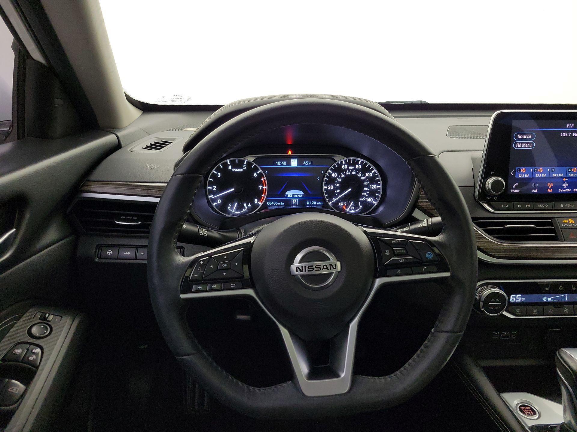 Thumbnail: 2019 Nissan Altima - 10