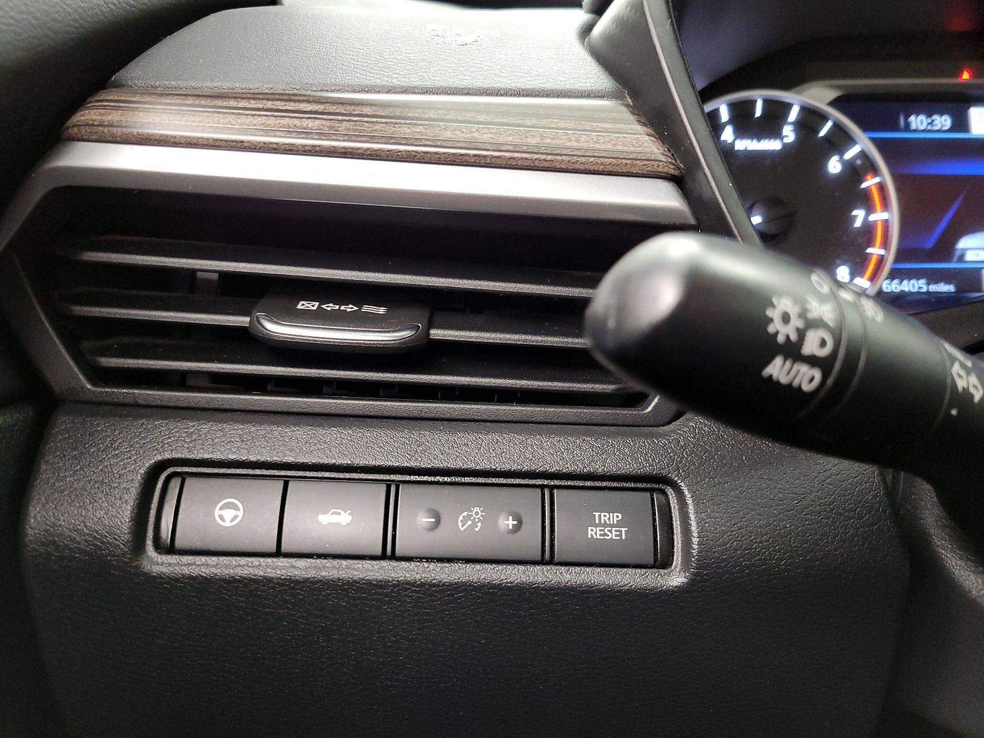 Thumbnail: 2019 Nissan Altima - 13