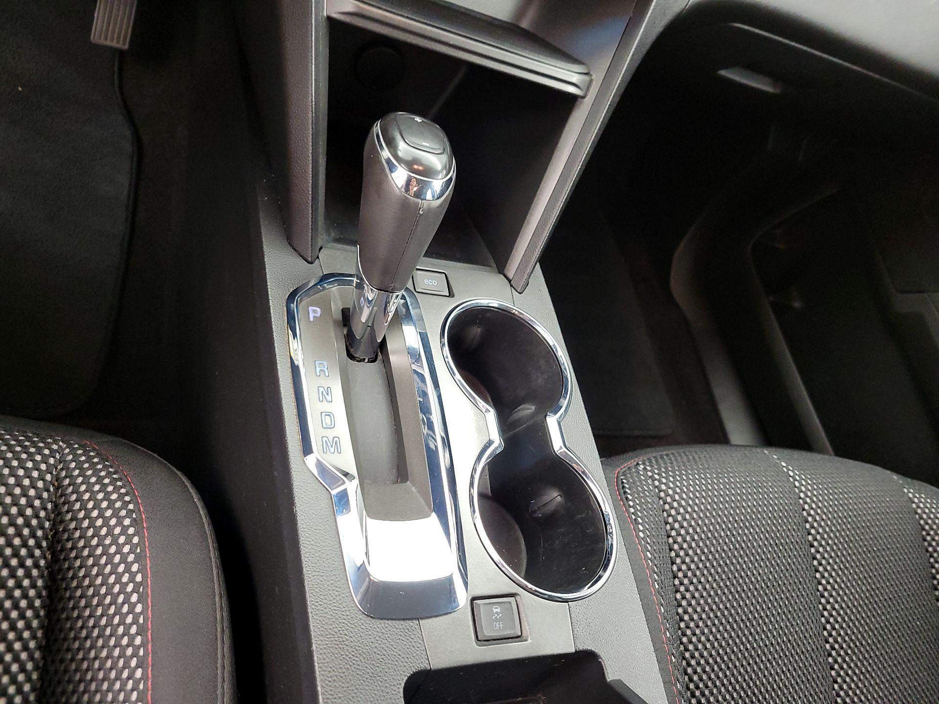 Thumbnail: 2016 Chevrolet Equinox - 17