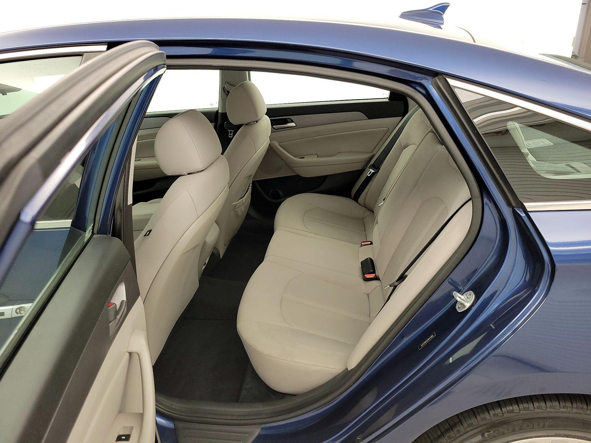 Thumbnail: 2018 Hyundai Sonata - 19