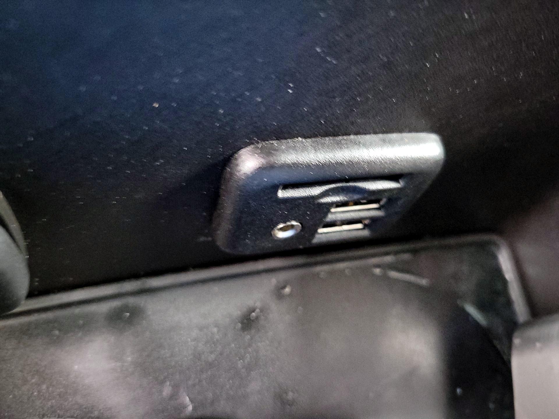 Thumbnail: 2014 Chevrolet Silverado 1500 - 18
