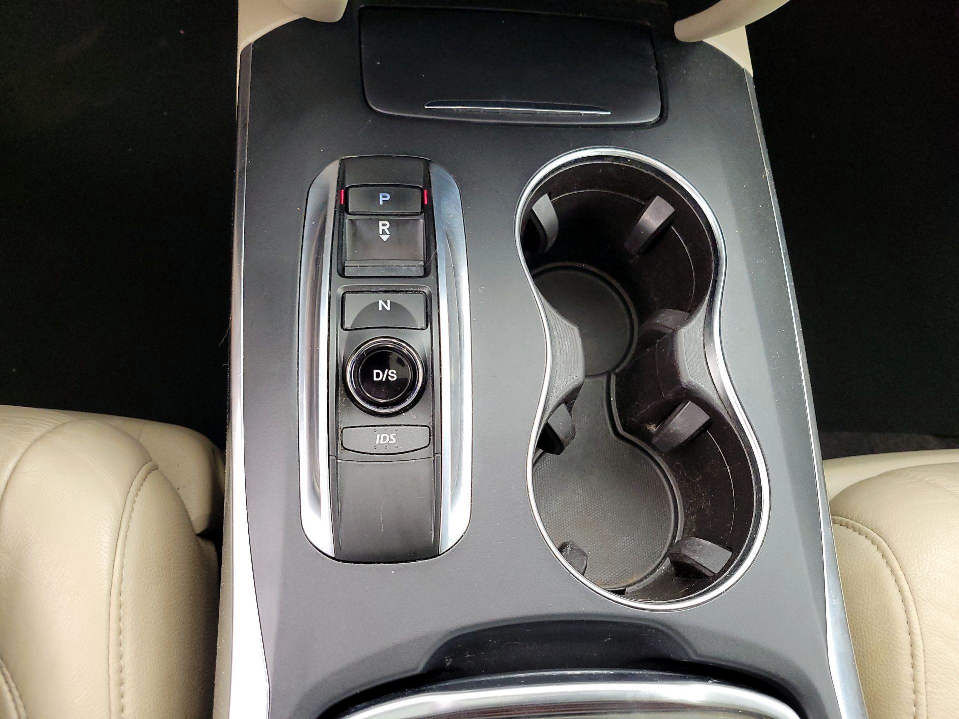 Thumbnail: 2016 Acura MDX - 17