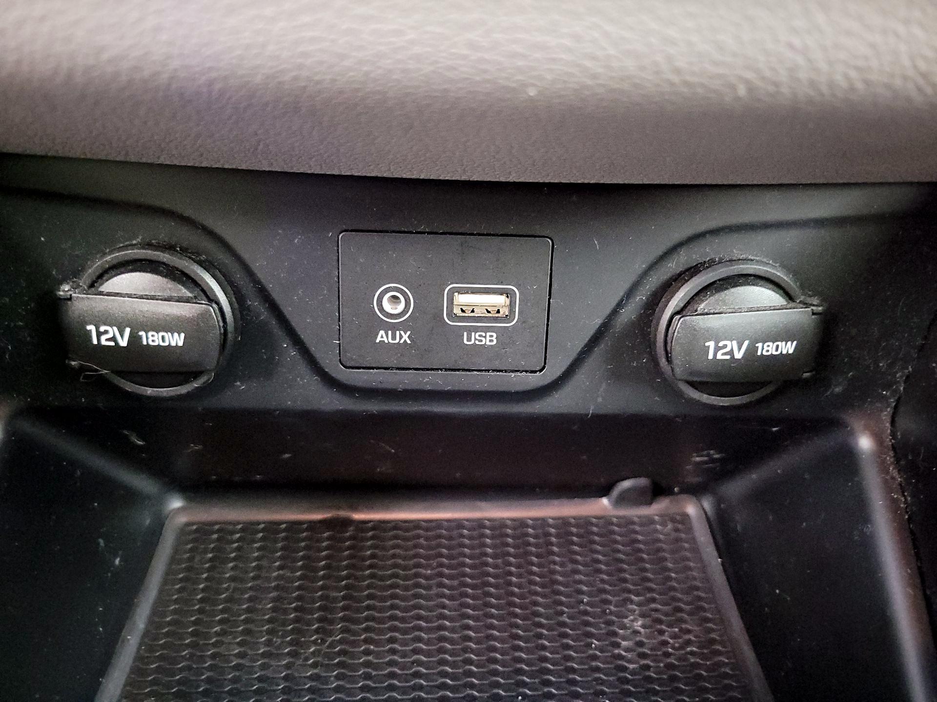 Thumbnail: 2019 Hyundai Tucson - 18