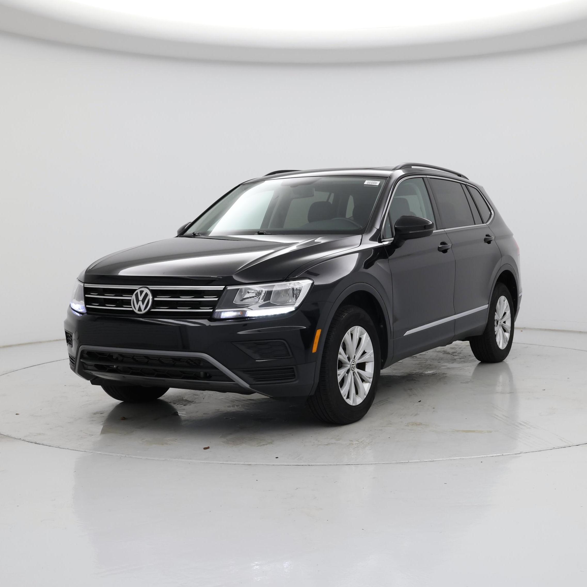 Thumbnail: 2018 Volkswagen Tiguan - 4