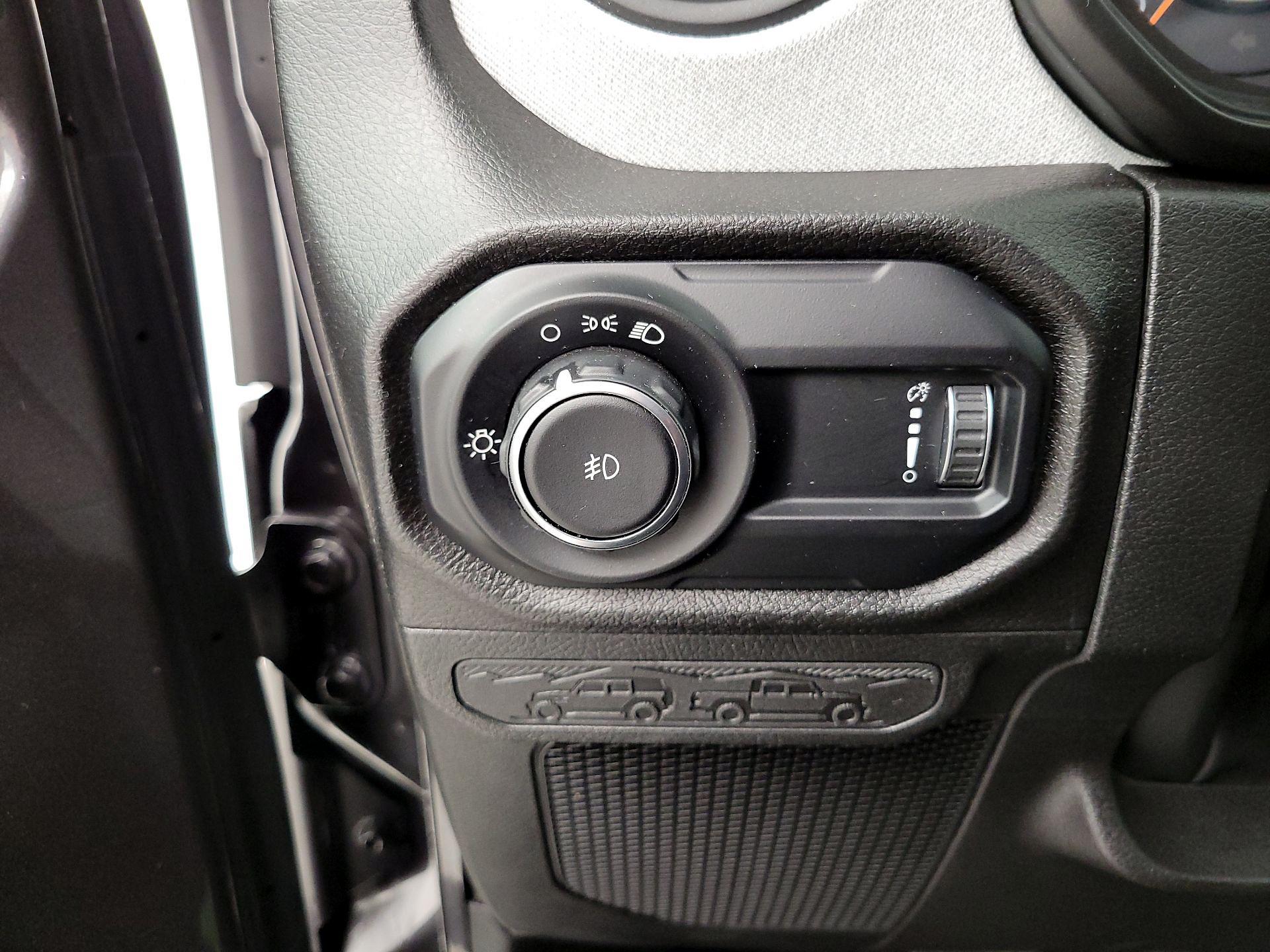 Thumbnail: 2024 Jeep Wrangler - 13