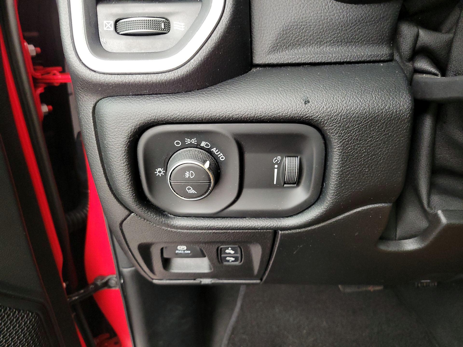 Thumbnail: 2020 RAM 1500 - 13