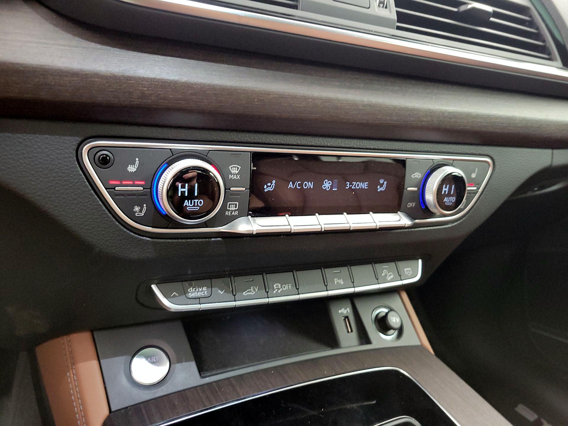 Thumbnail: 2022 Audi Q5 - 16