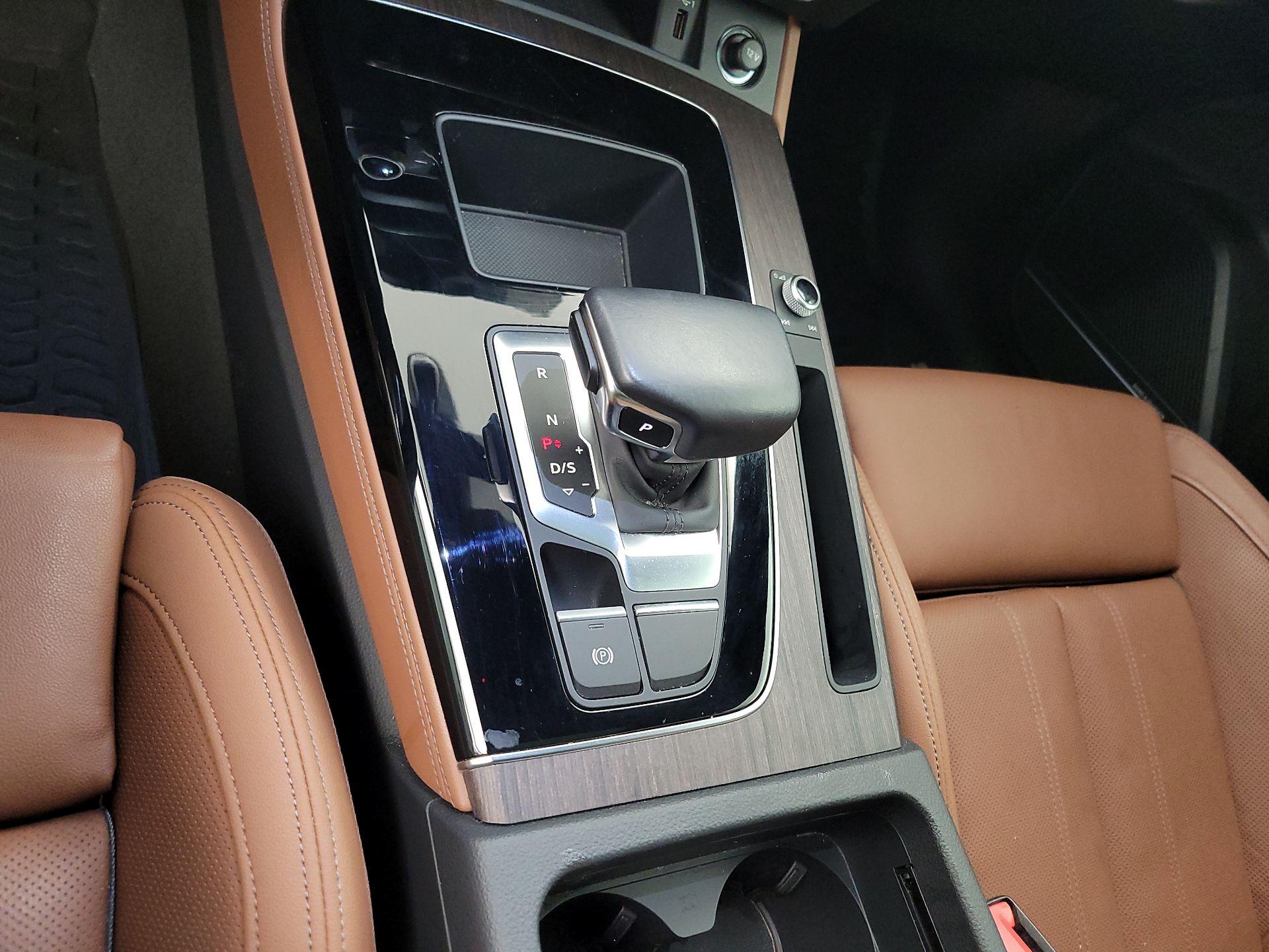 Thumbnail: 2022 Audi Q5 - 17