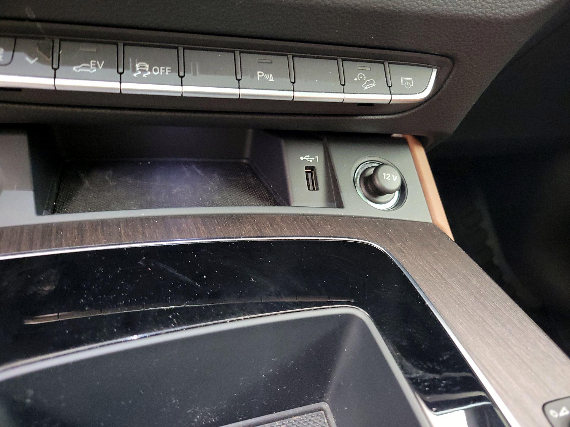 Thumbnail: 2022 Audi Q5 - 18