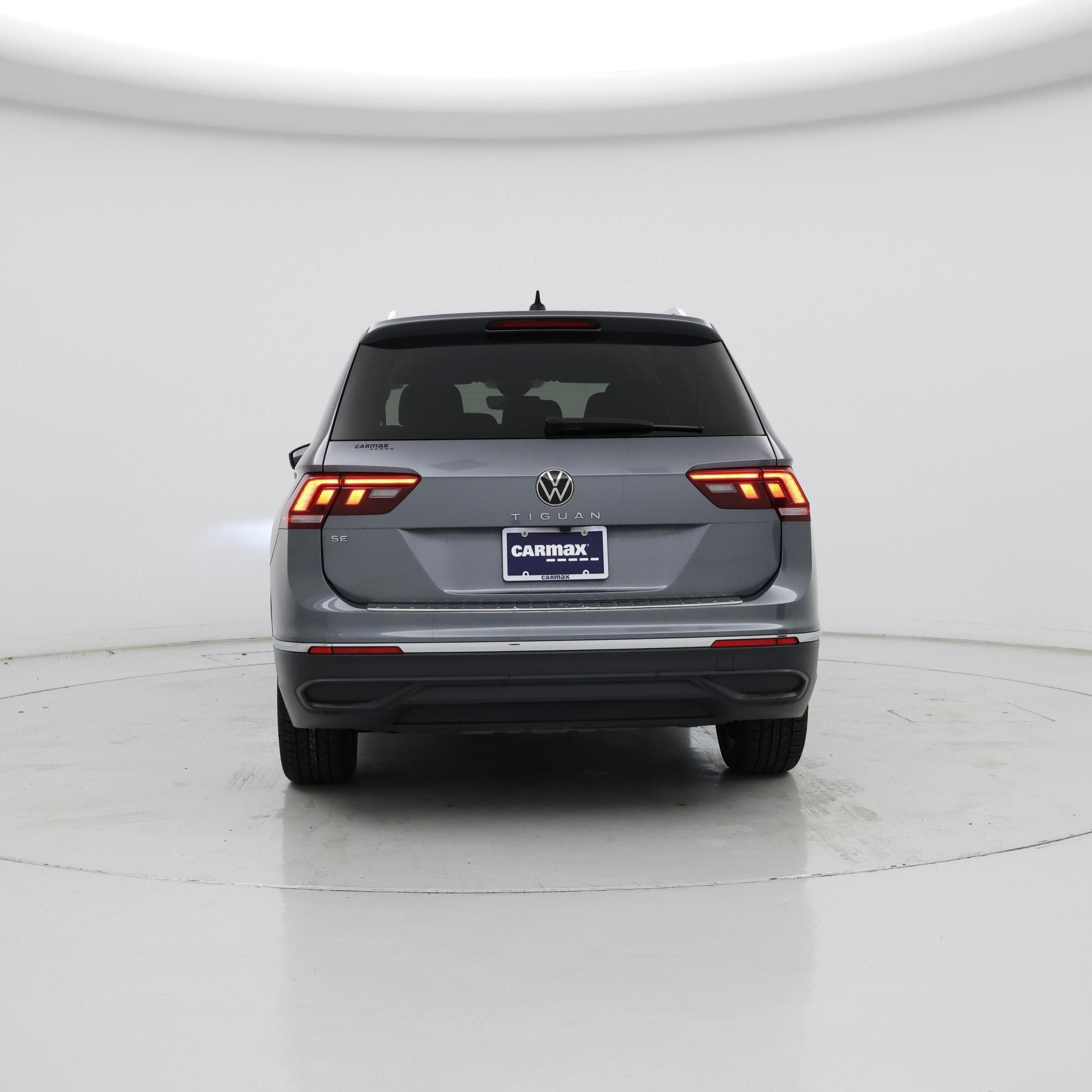 Thumbnail: 2023 Volkswagen Tiguan - 6