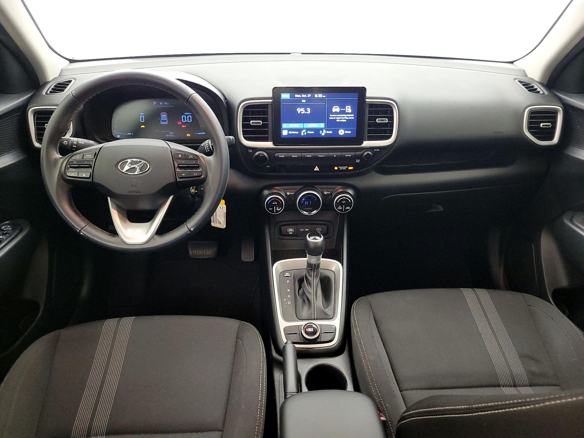 Thumbnail: 2023 Hyundai Venue - 9