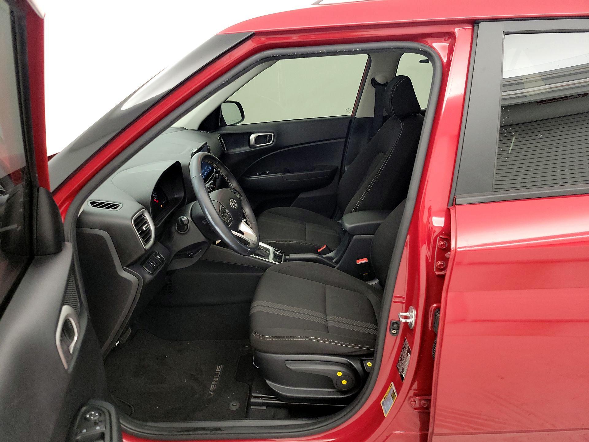 Thumbnail: 2023 Hyundai Venue - 11