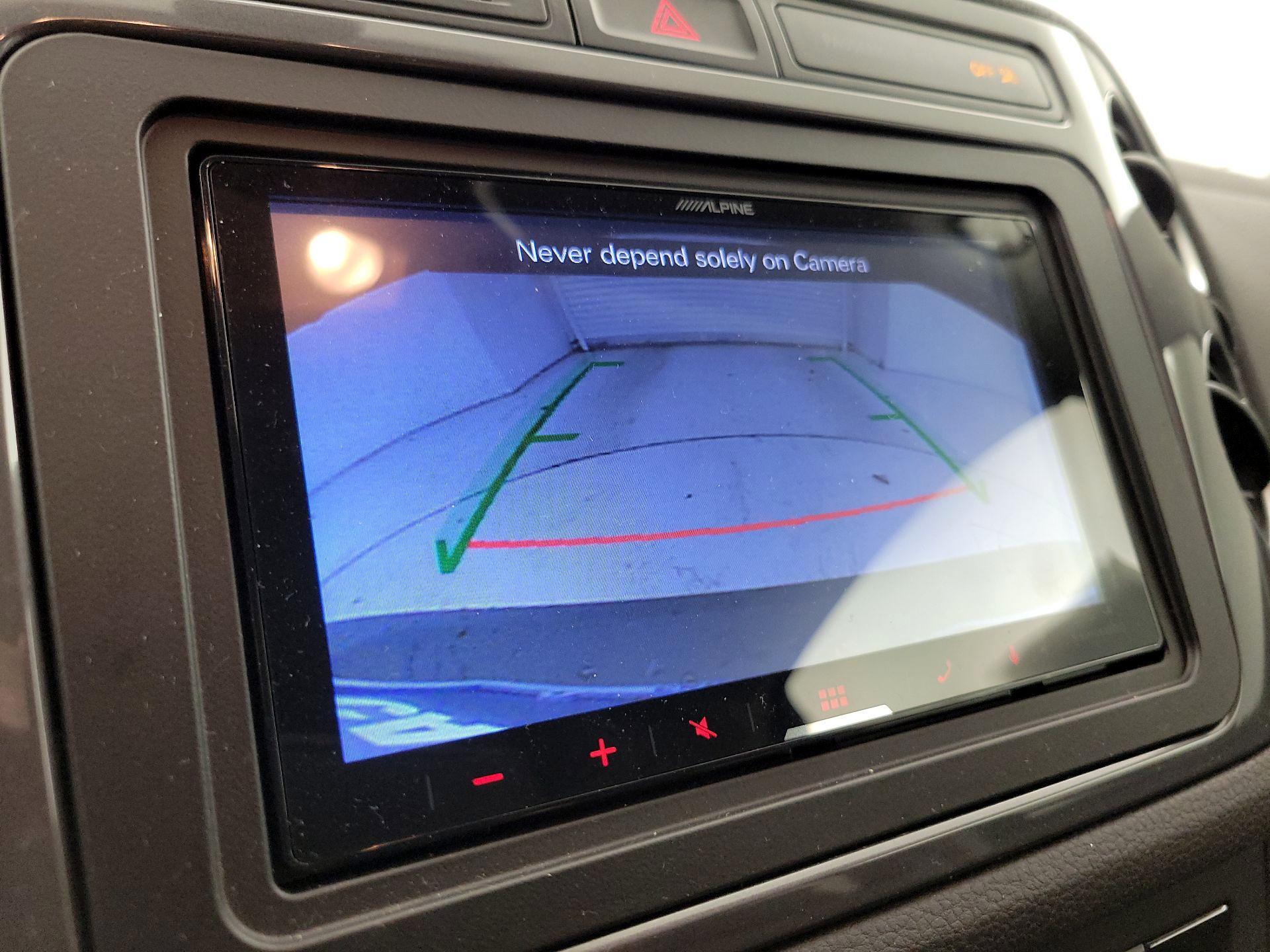 Thumbnail: 2017 Volkswagen Tiguan - 14