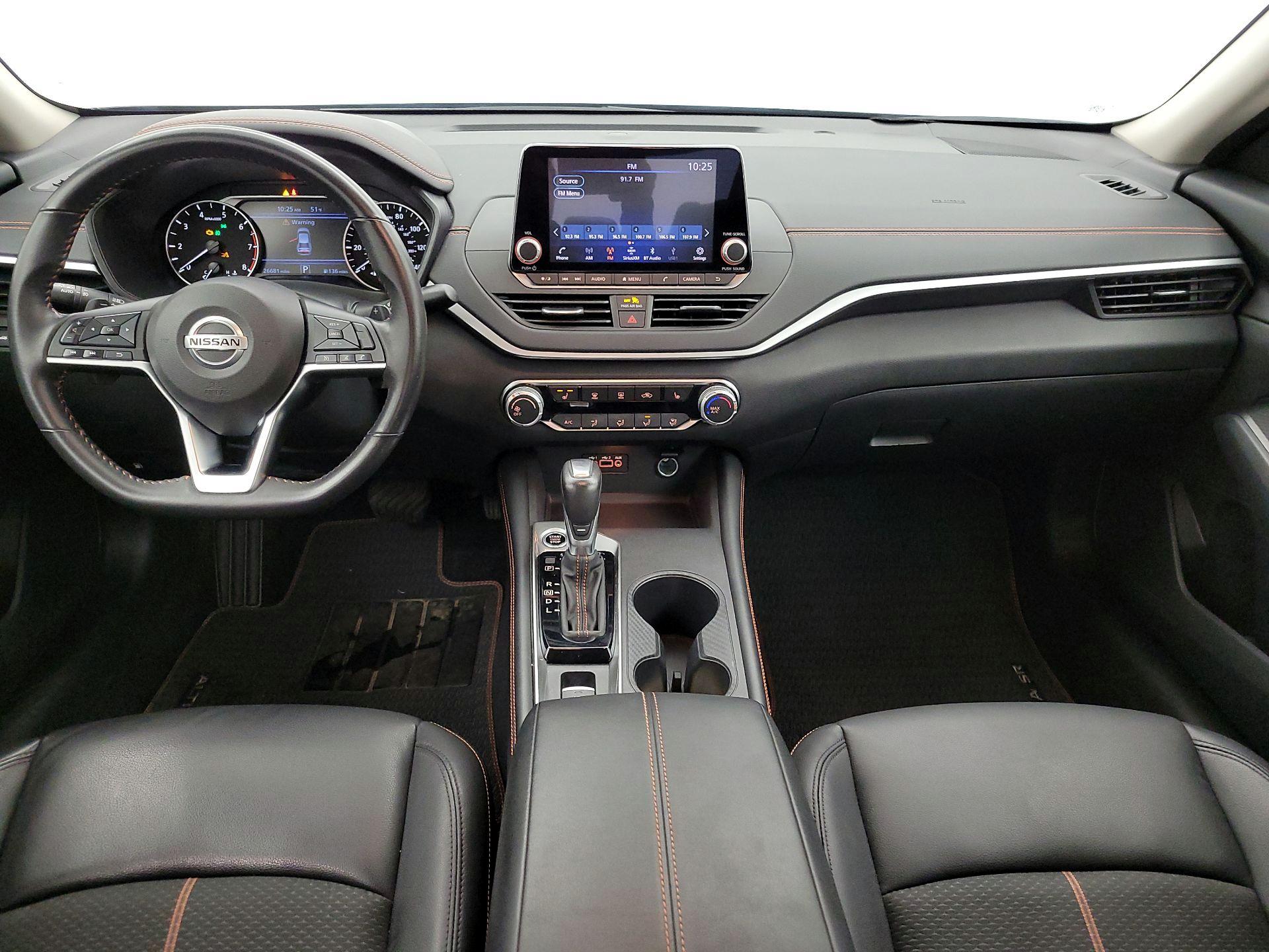 Thumbnail: 2022 Nissan Altima - 9