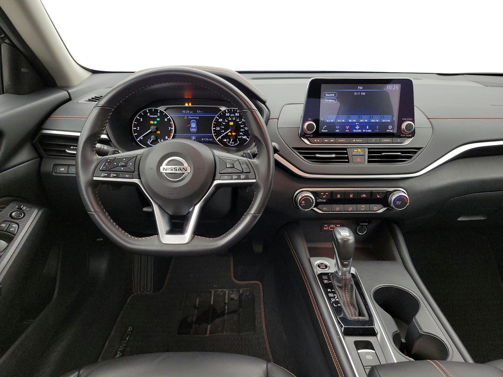 Thumbnail: 2022 Nissan Altima - 10