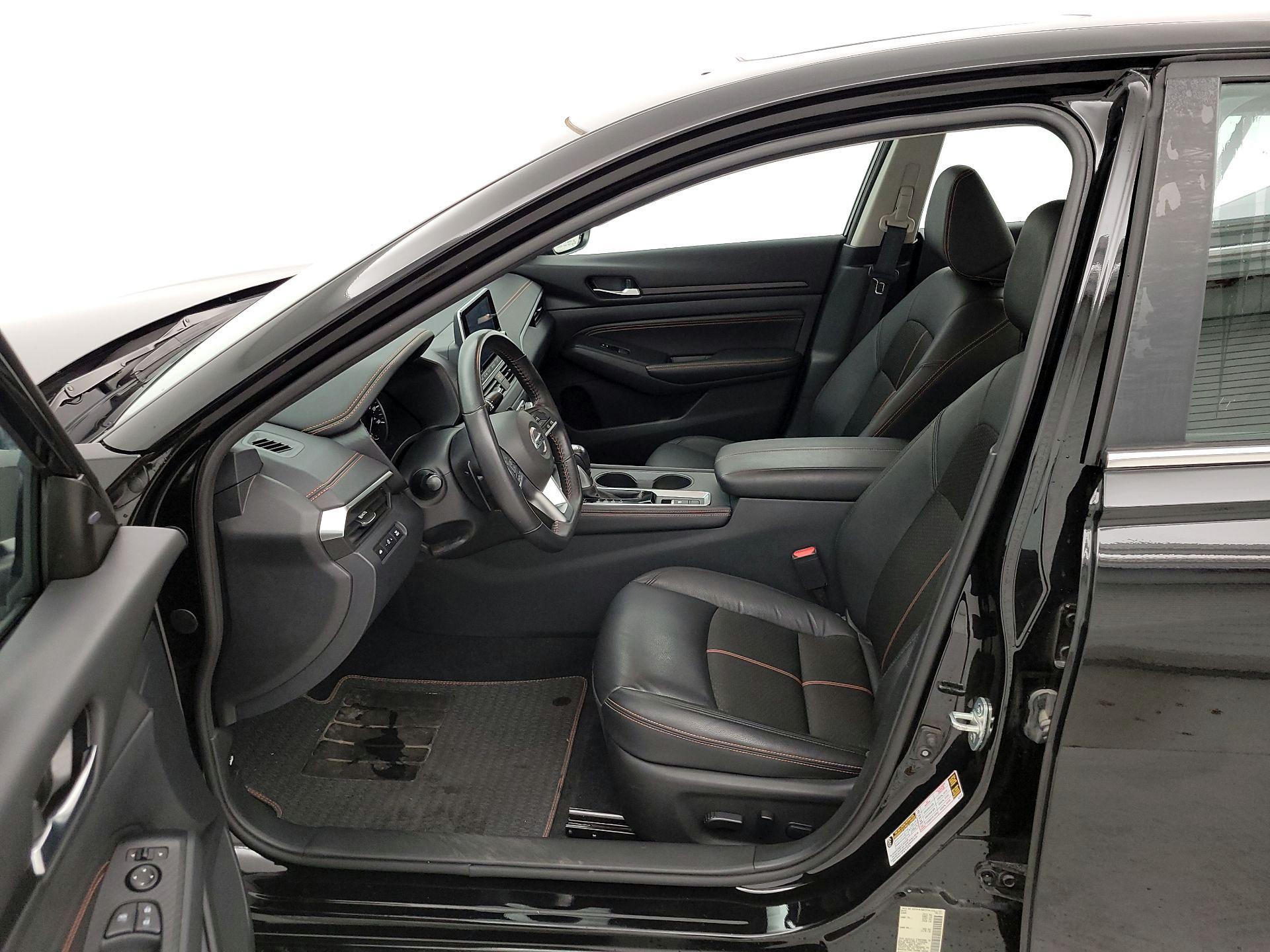 Thumbnail: 2022 Nissan Altima - 11