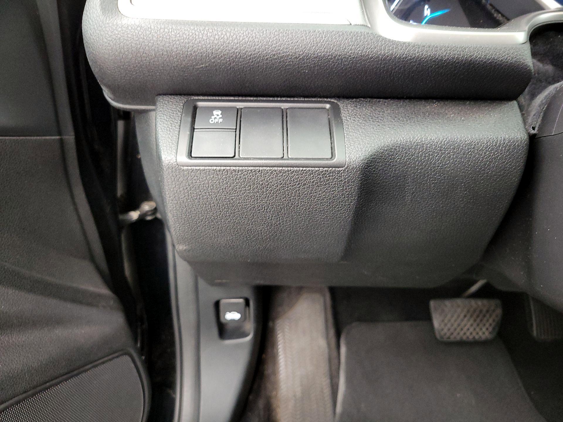 Thumbnail: 2016 Honda Civic - 13