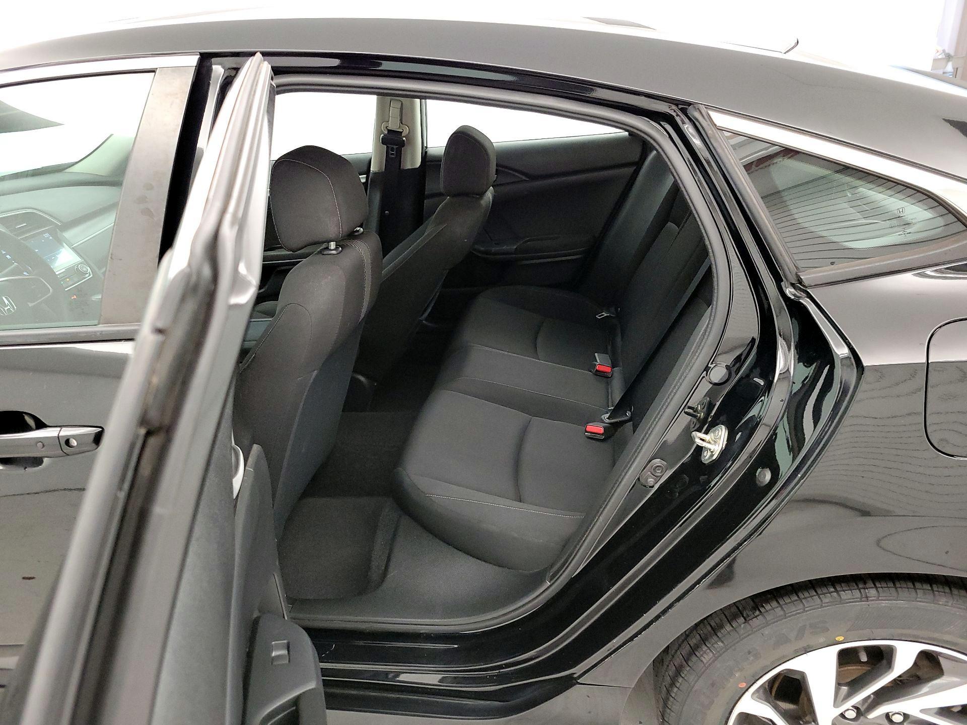 Thumbnail: 2016 Honda Civic - 20