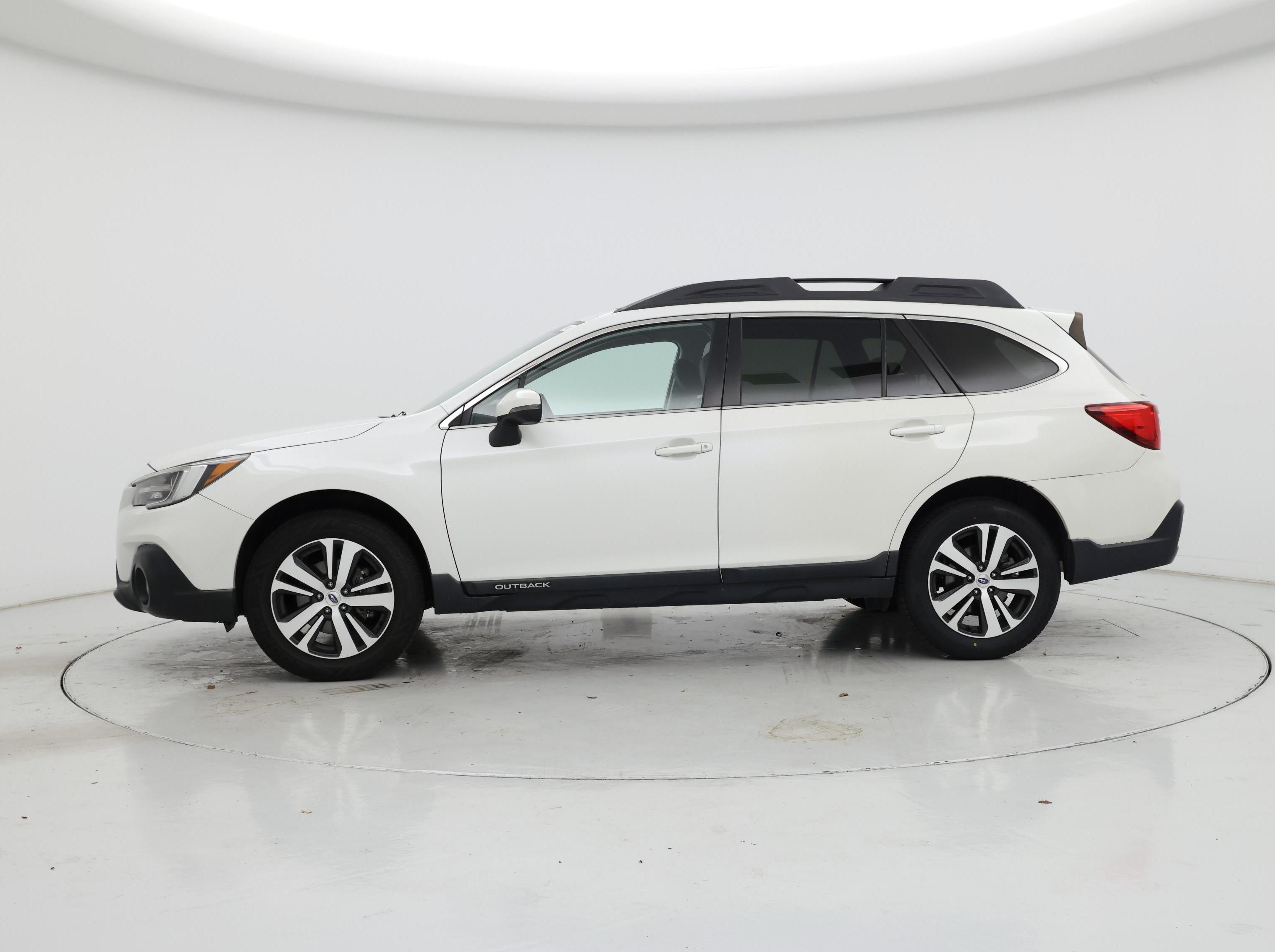 Thumbnail: 2019 Subaru Outback - 3