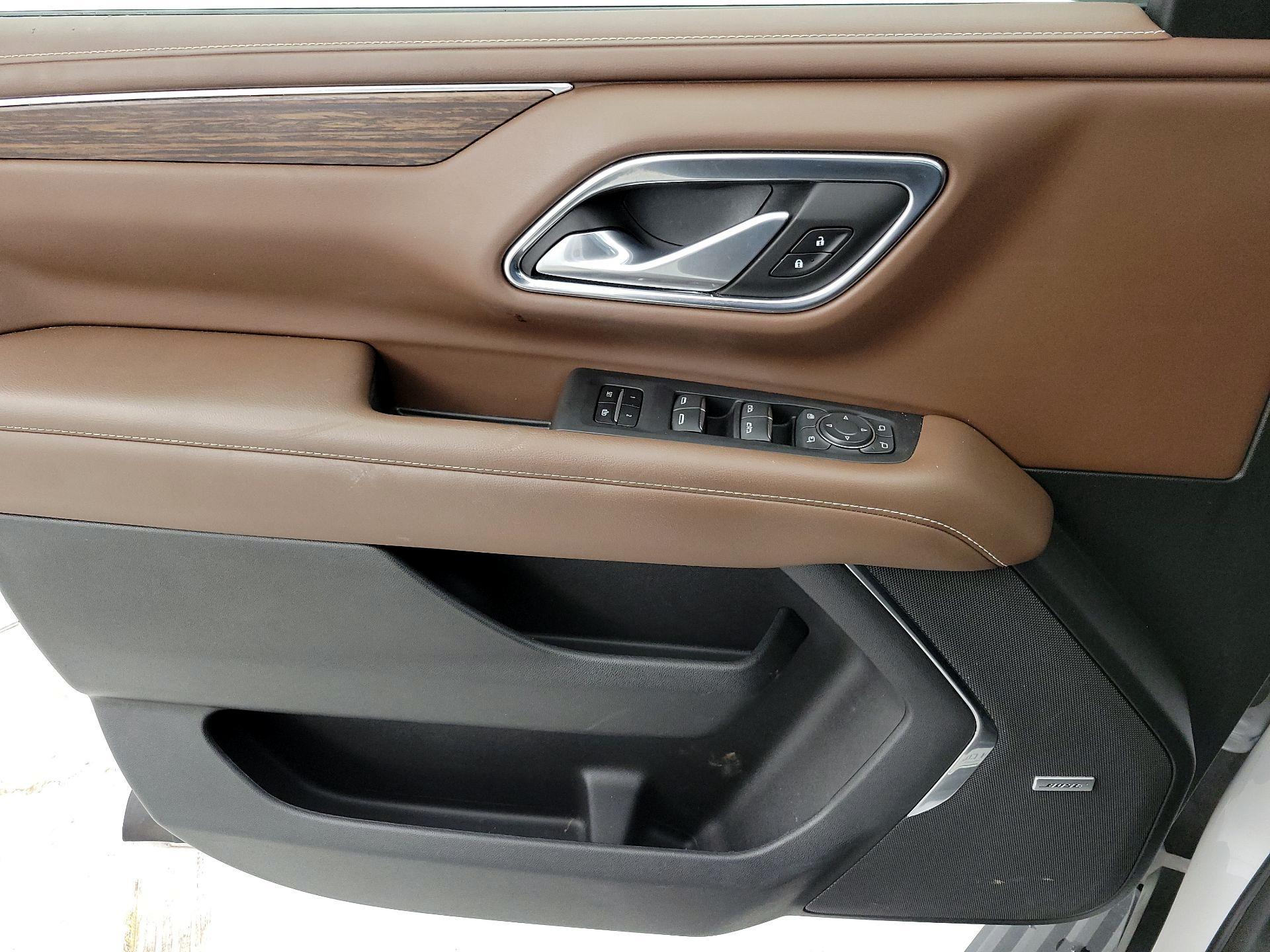 Thumbnail: 2022 Chevrolet Tahoe - 12